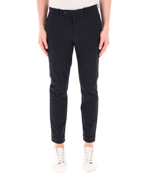 Pantalone a sigaretta