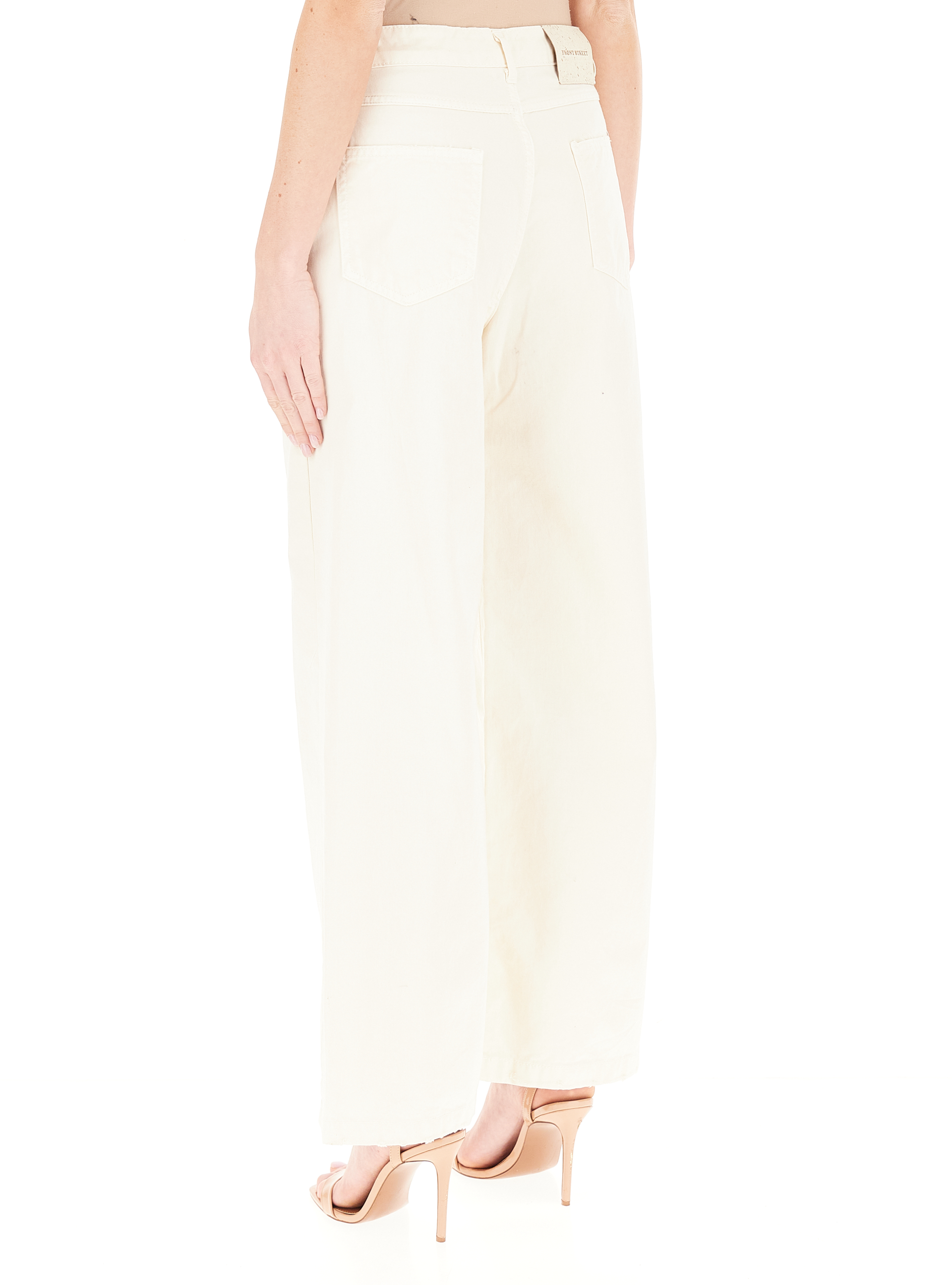 secondary product photo