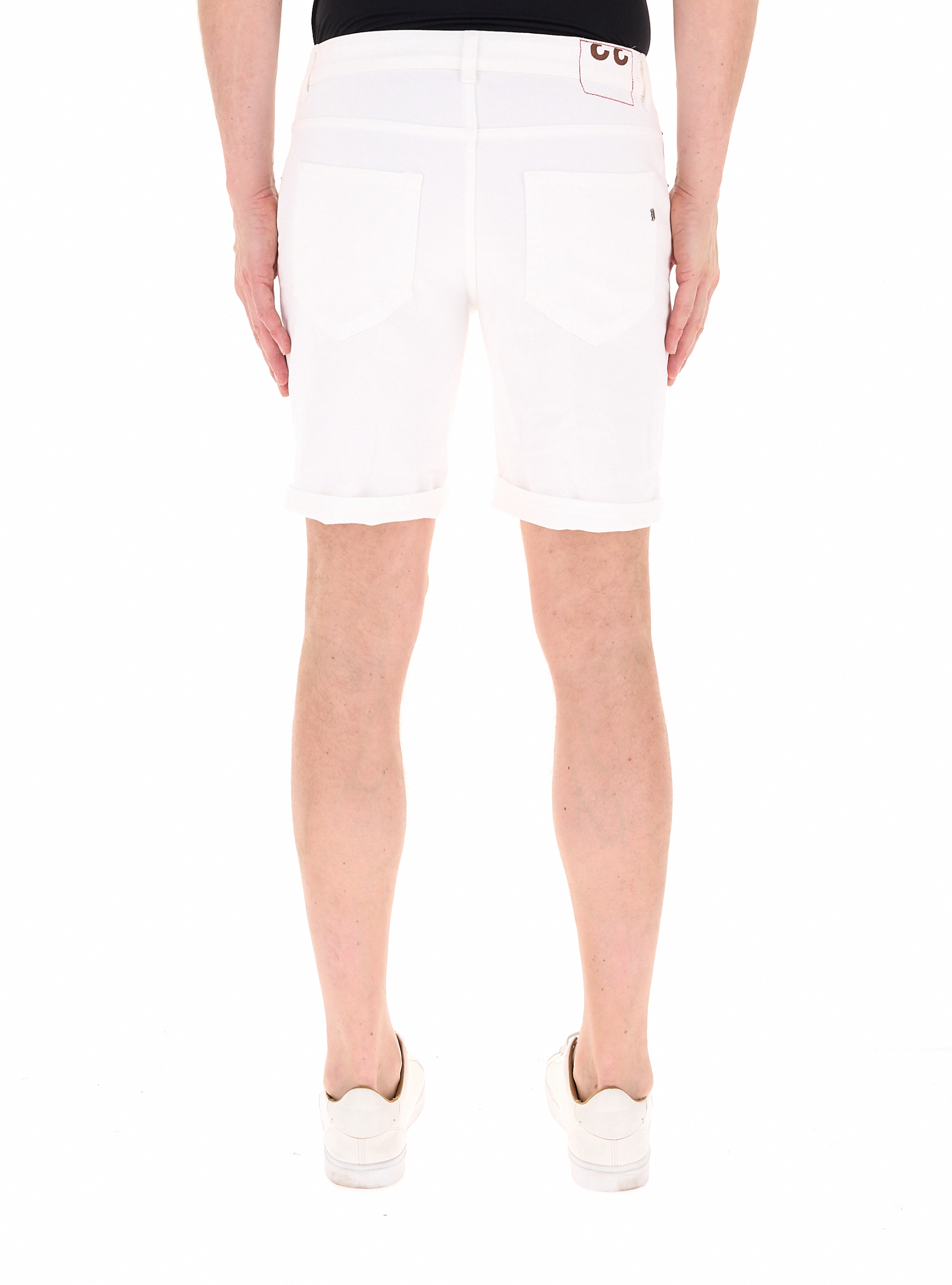 secondary product photo