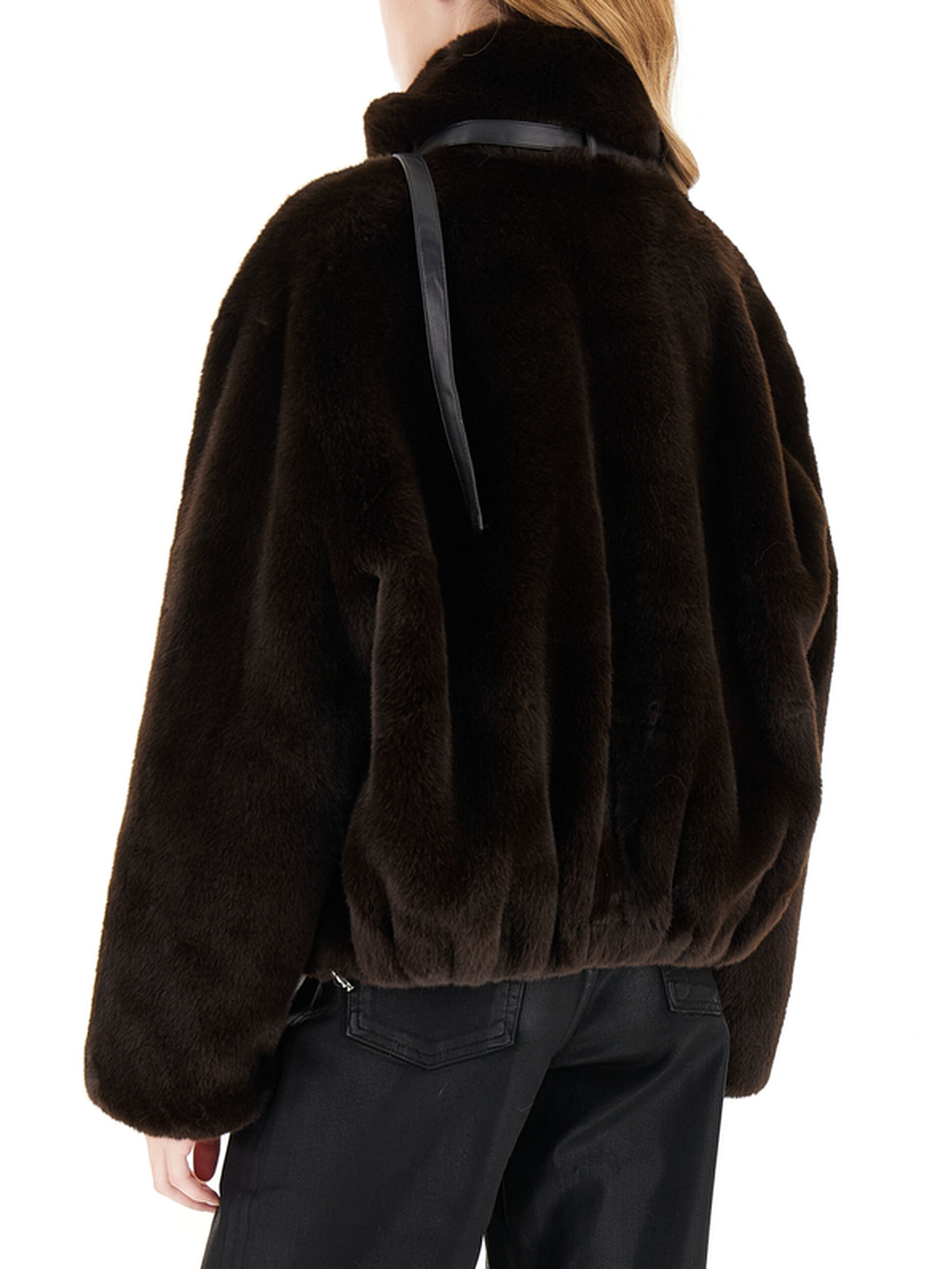 secondary product photo