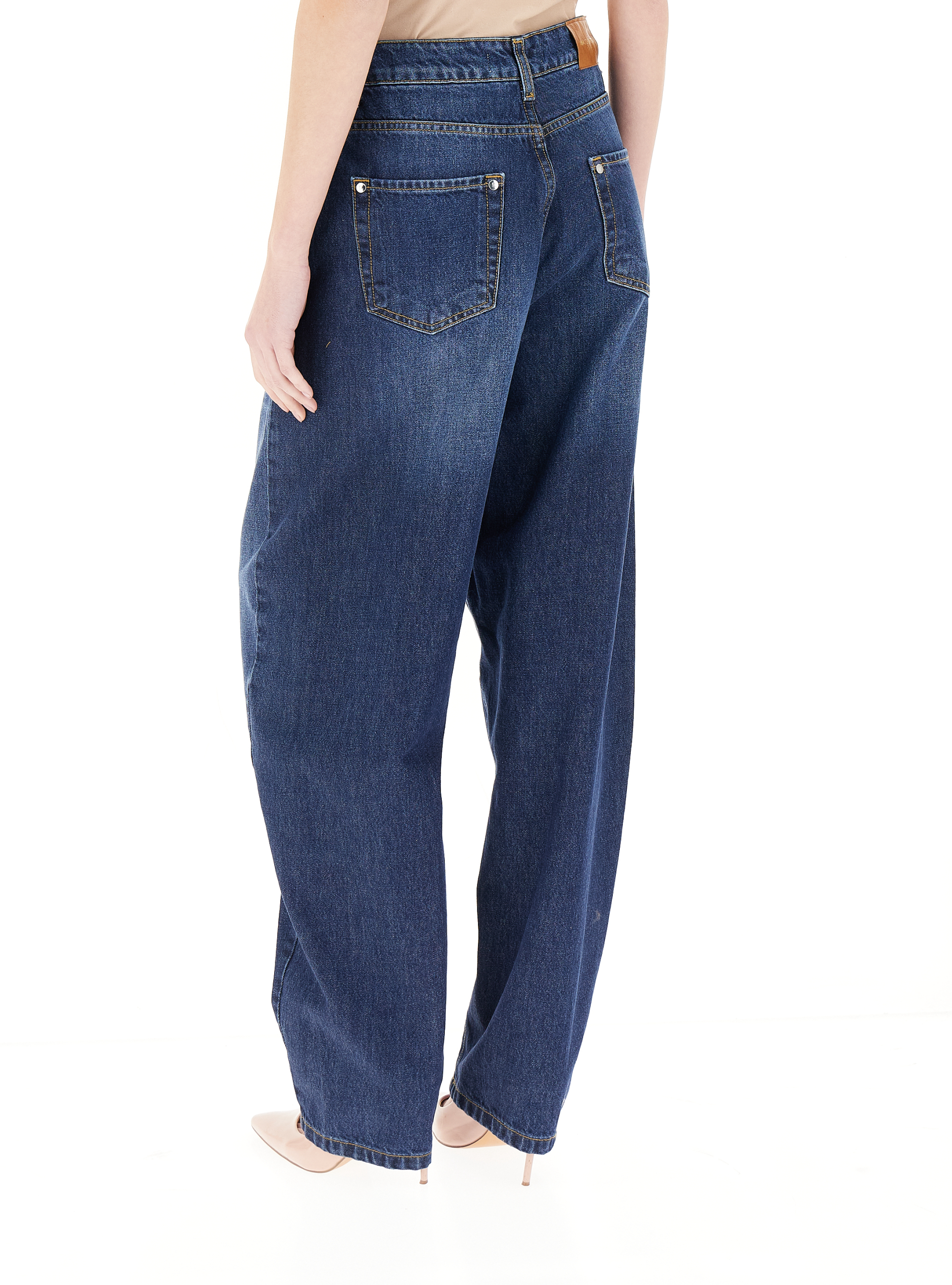 secondary product photo