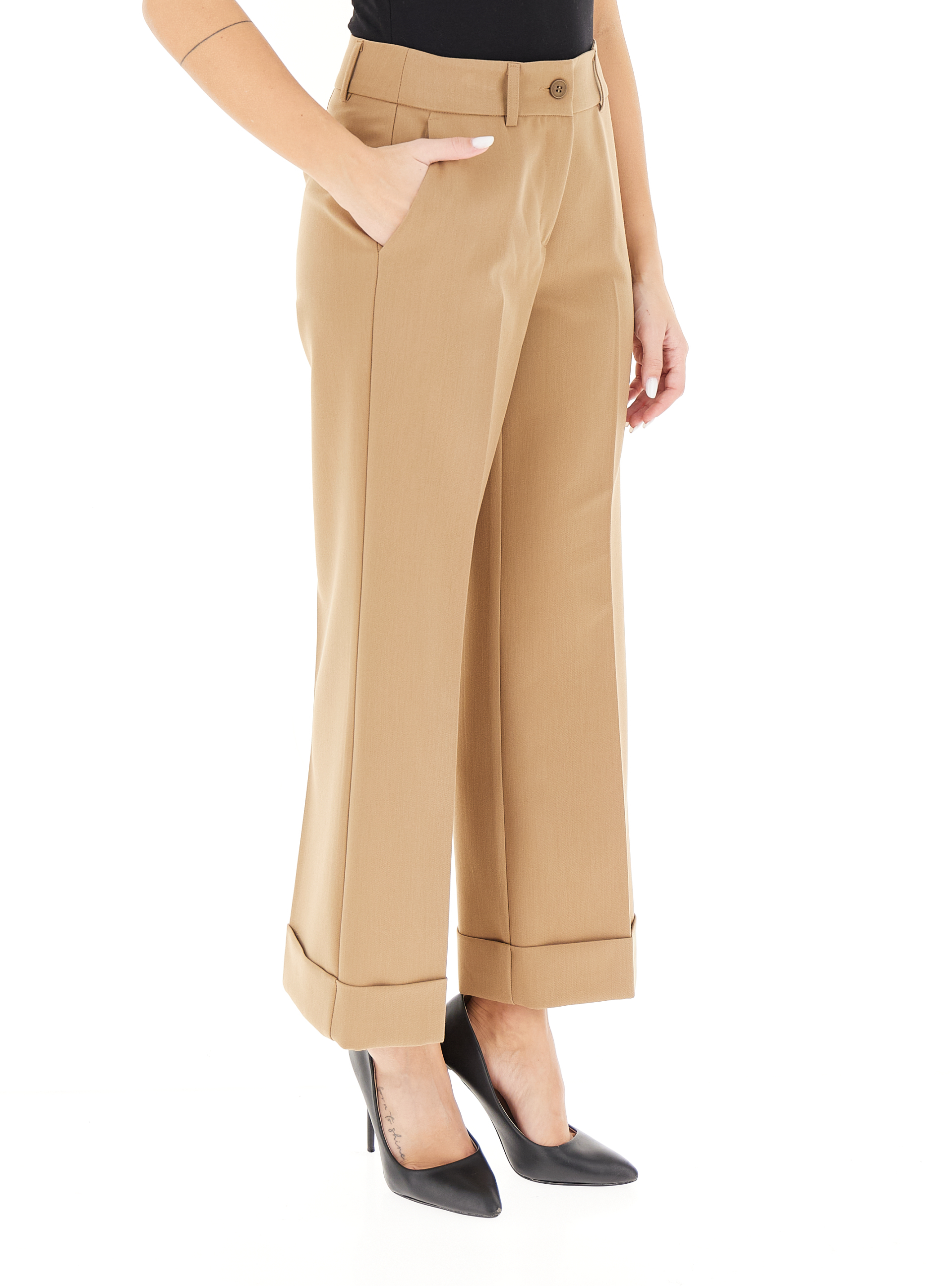 secondary product photo