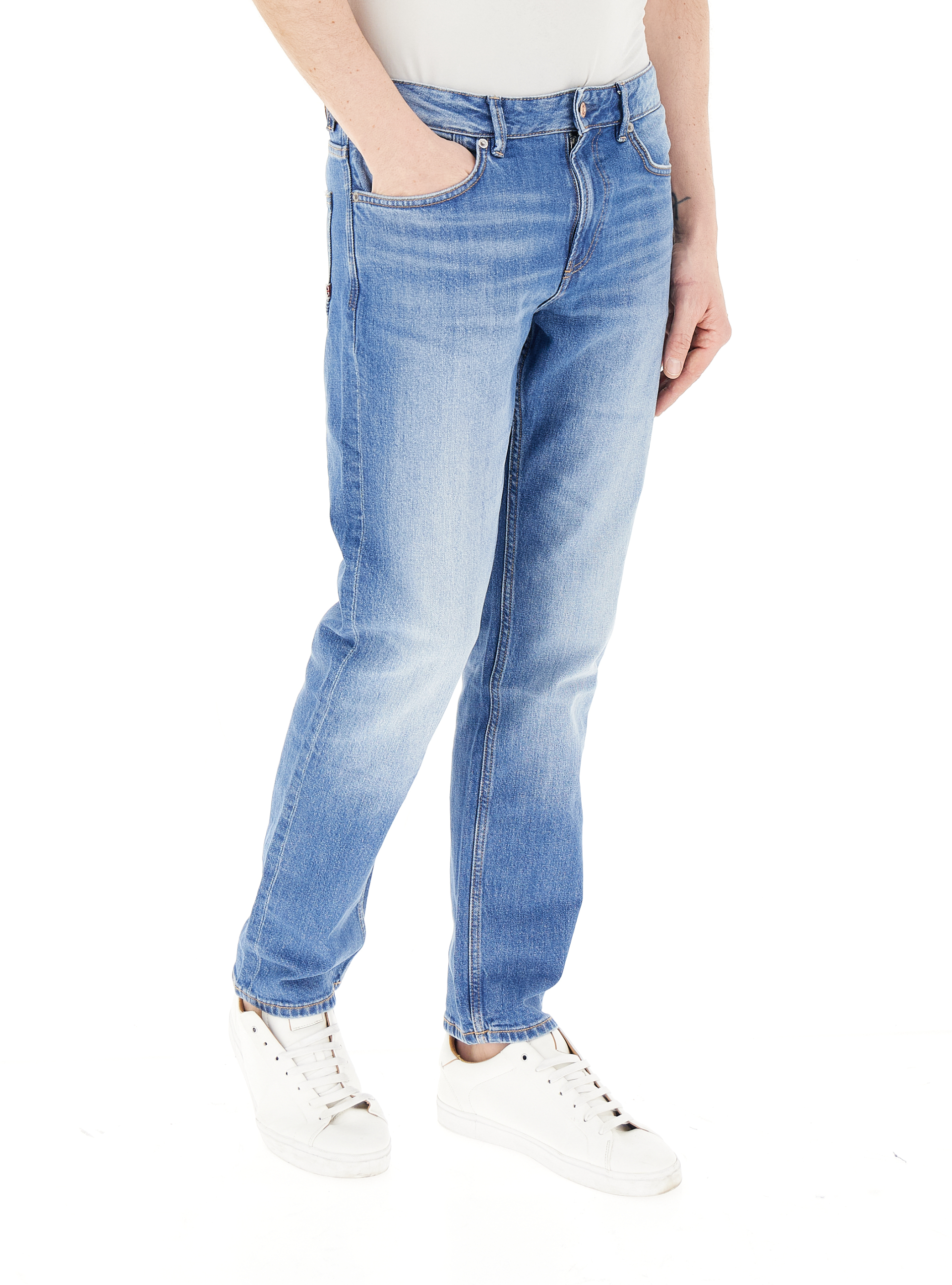 secondary product photo