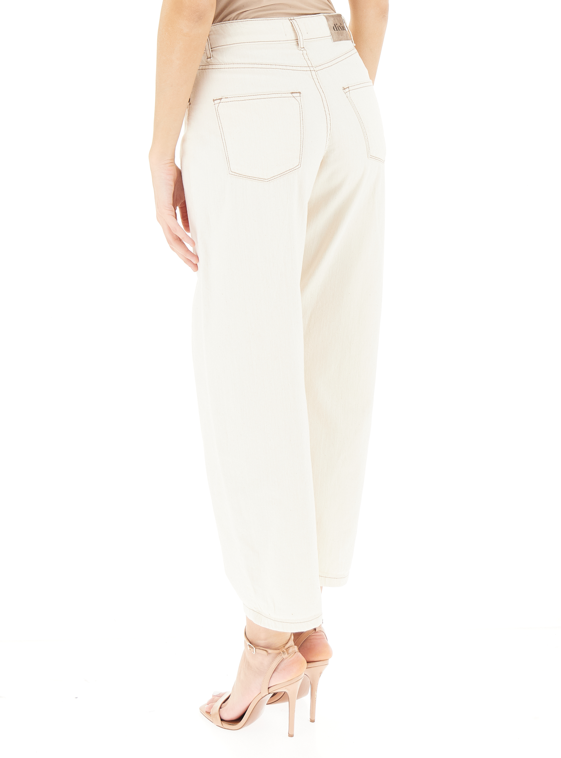 secondary product photo