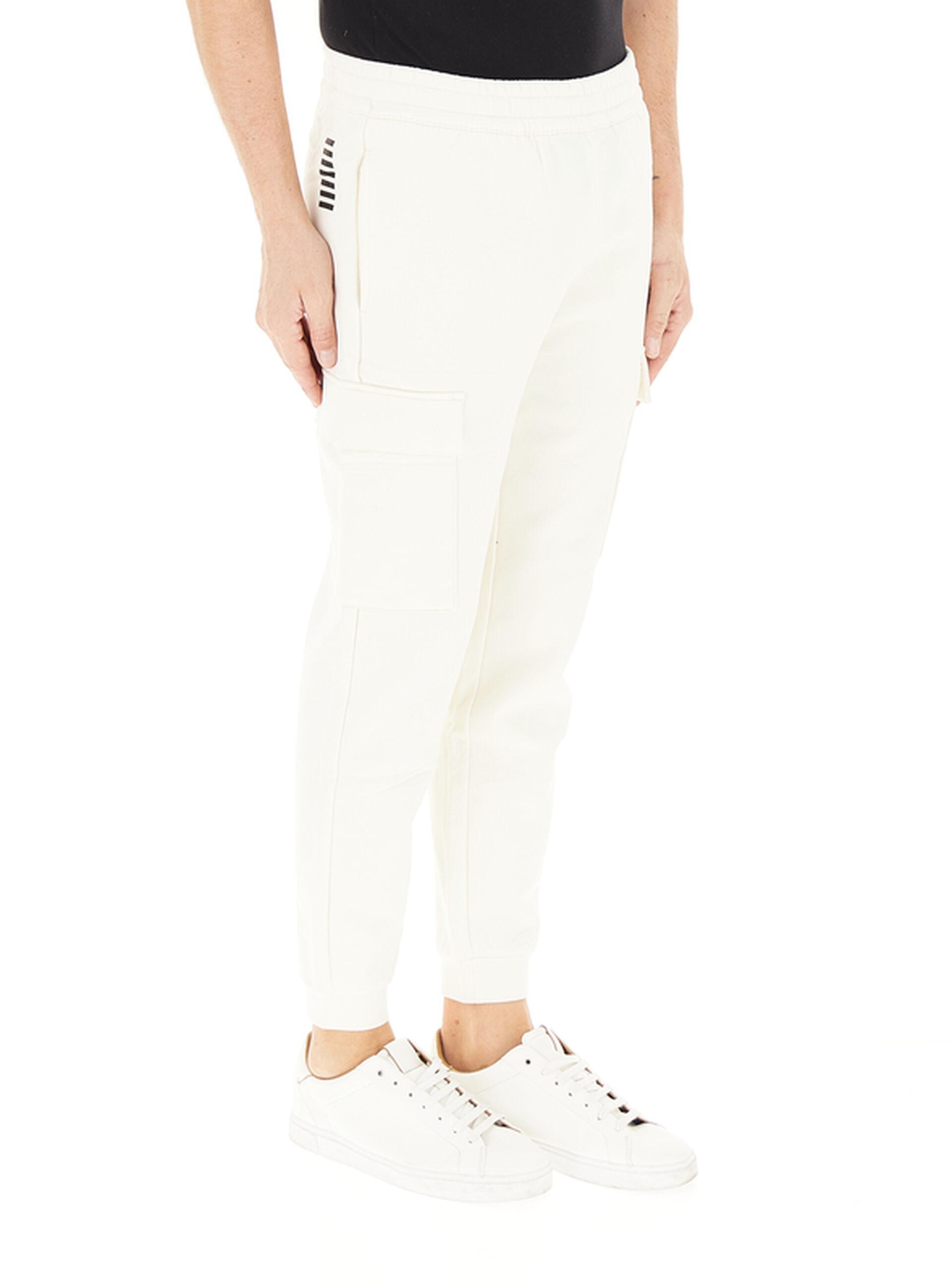 secondary product photo