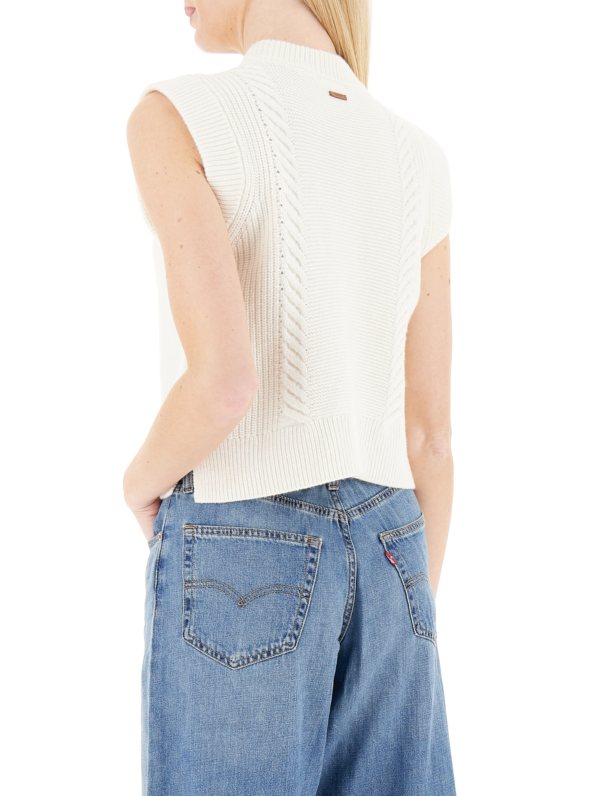 secondary product photo