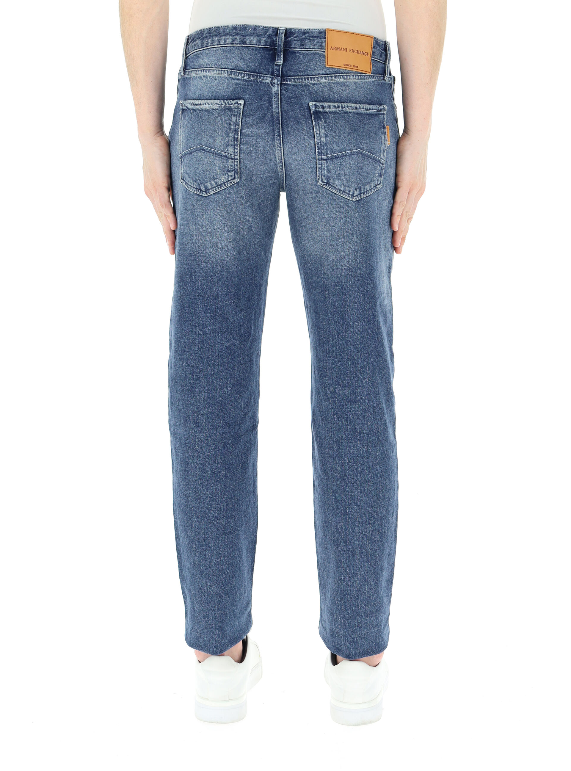 secondary product photo