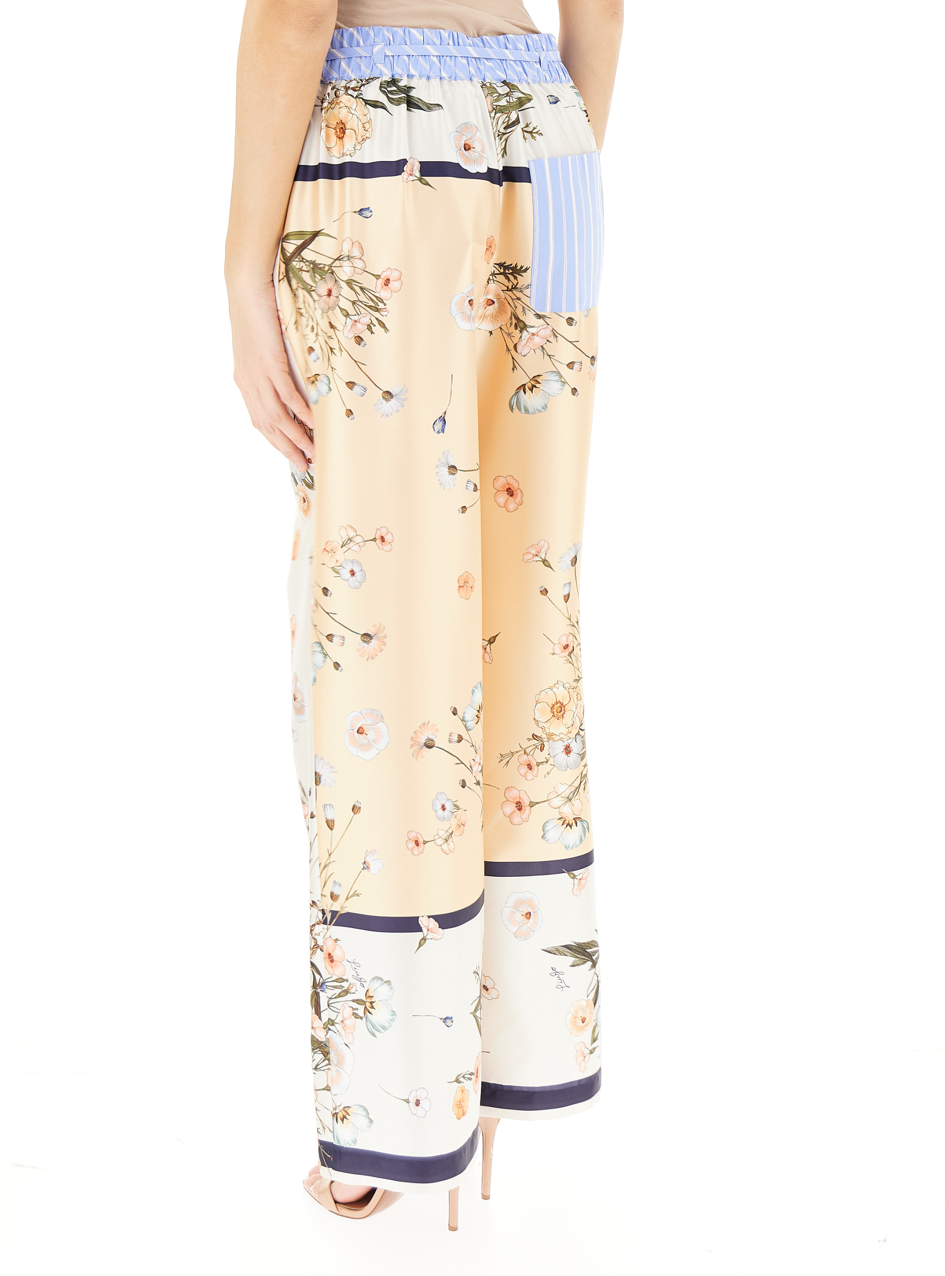 secondary product photo