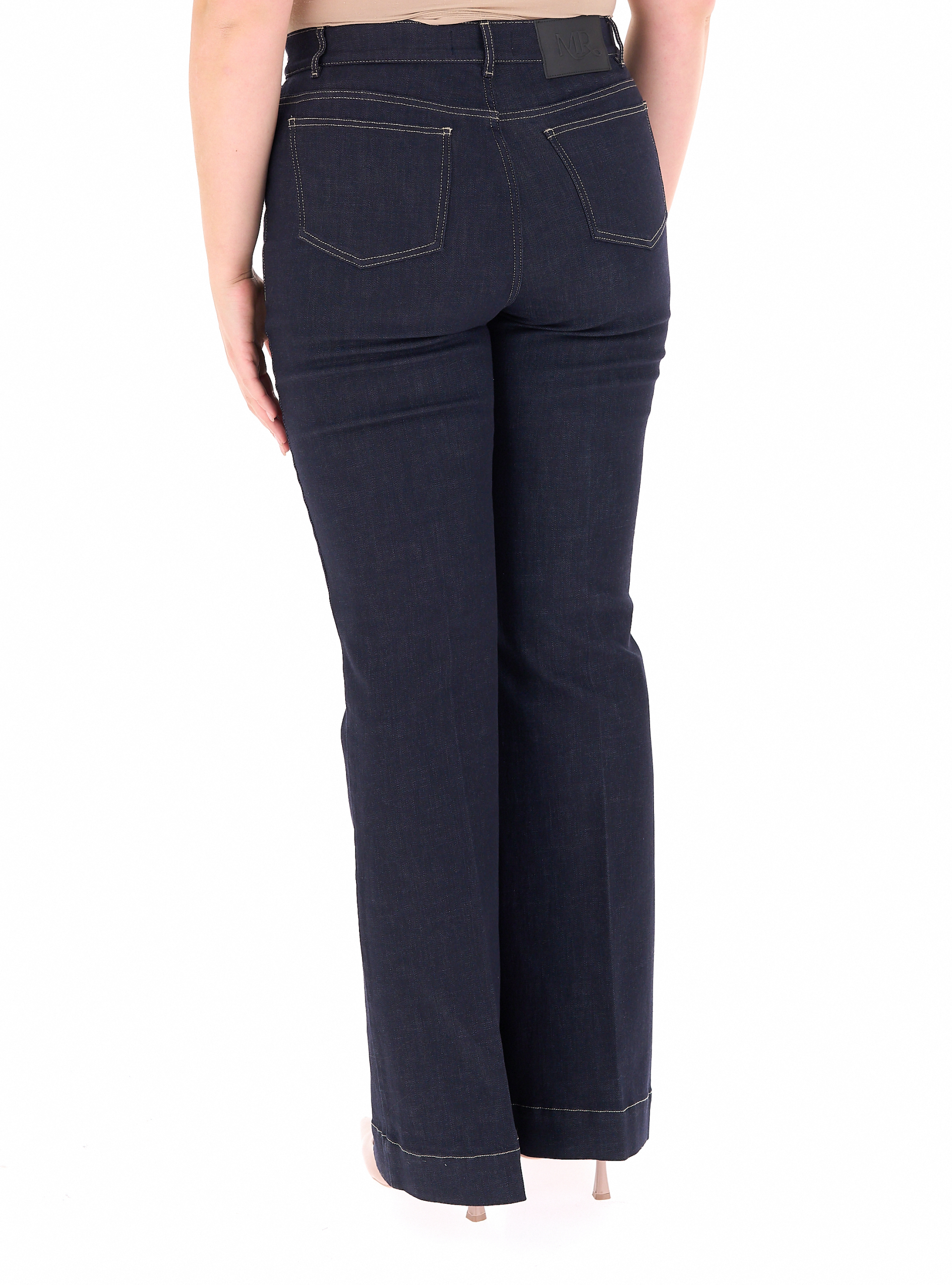 secondary product photo