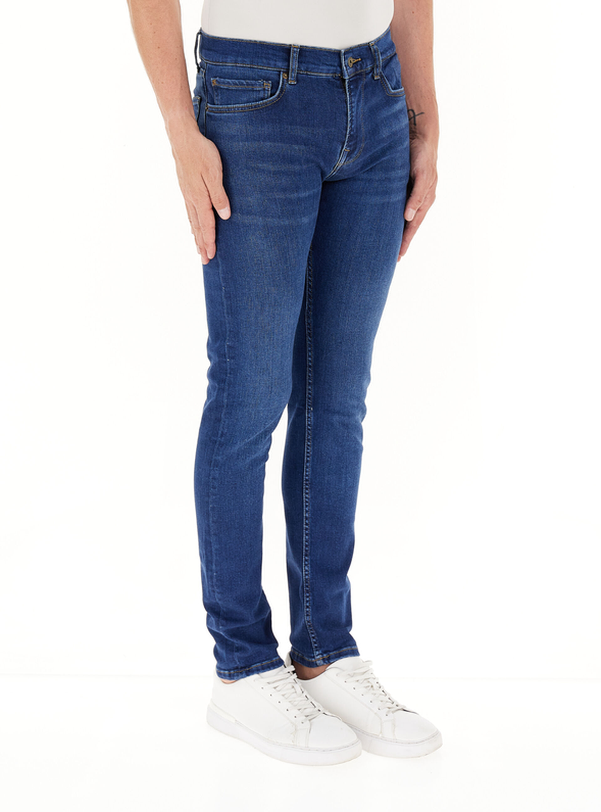 secondary product photo