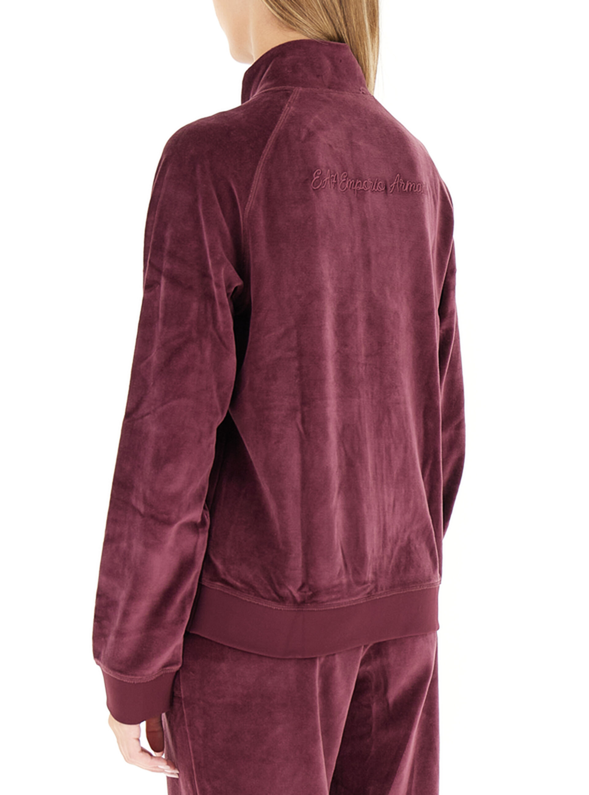 secondary product photo