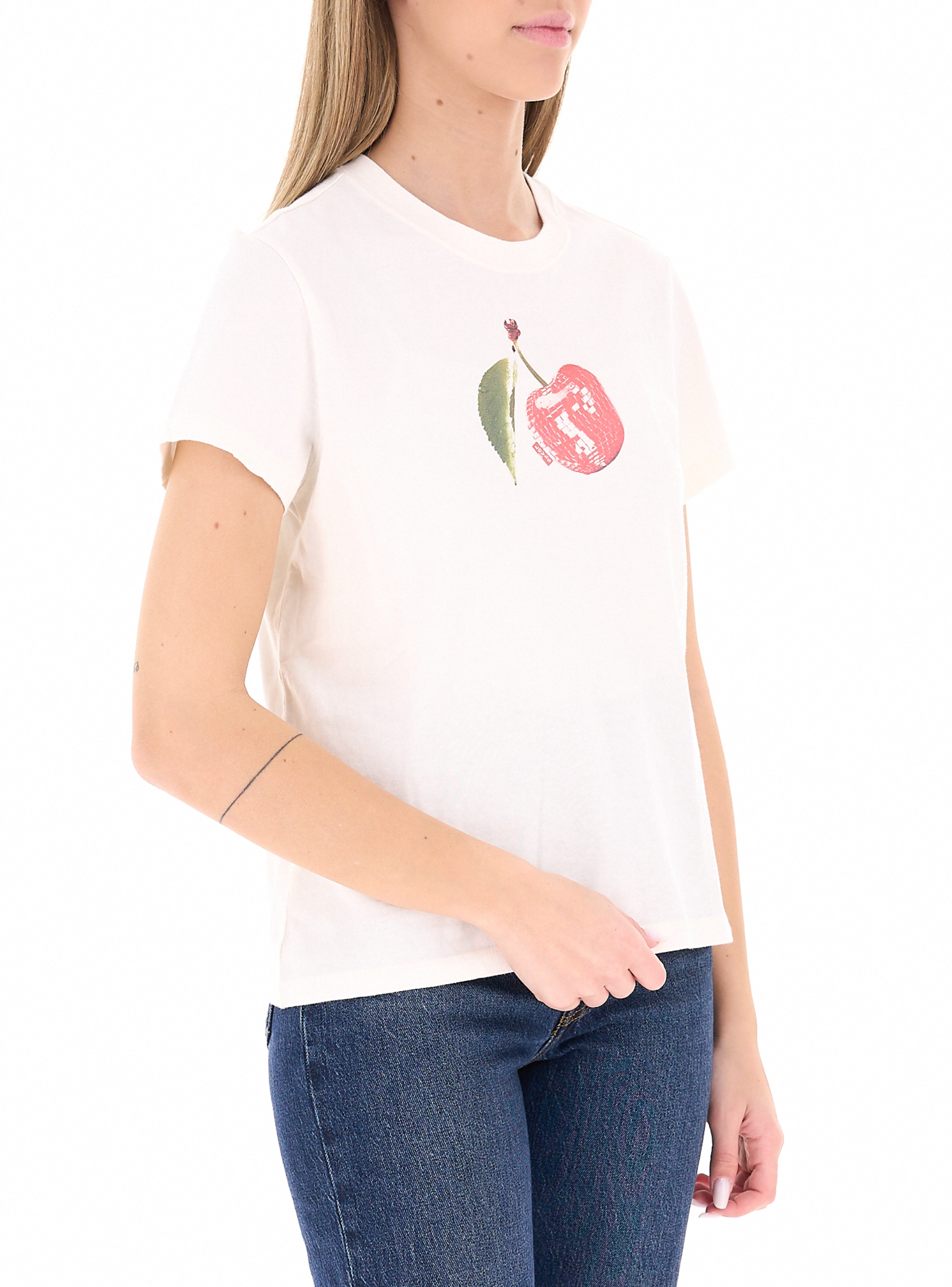 secondary product photo