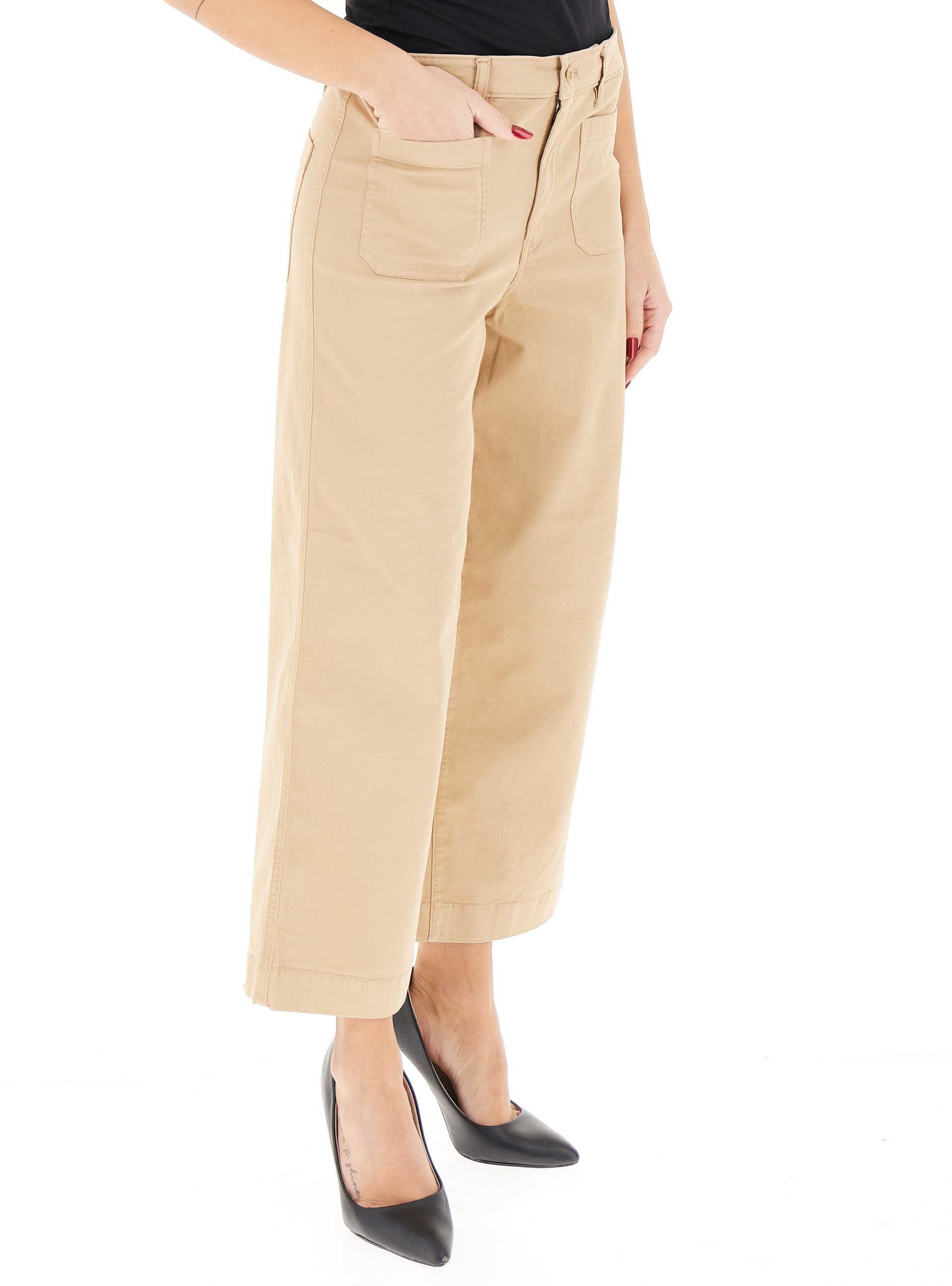 secondary product photo