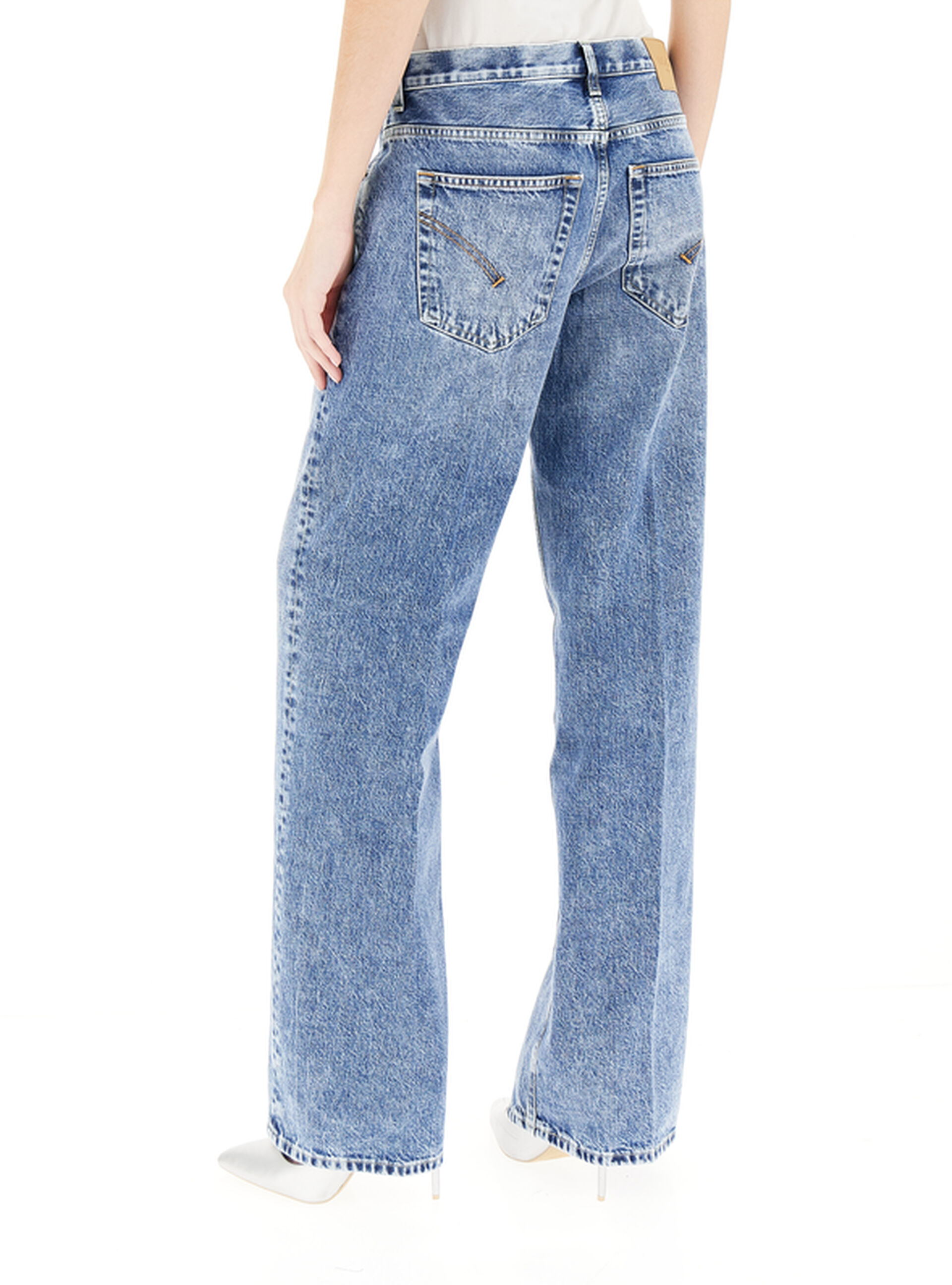 secondary product photo