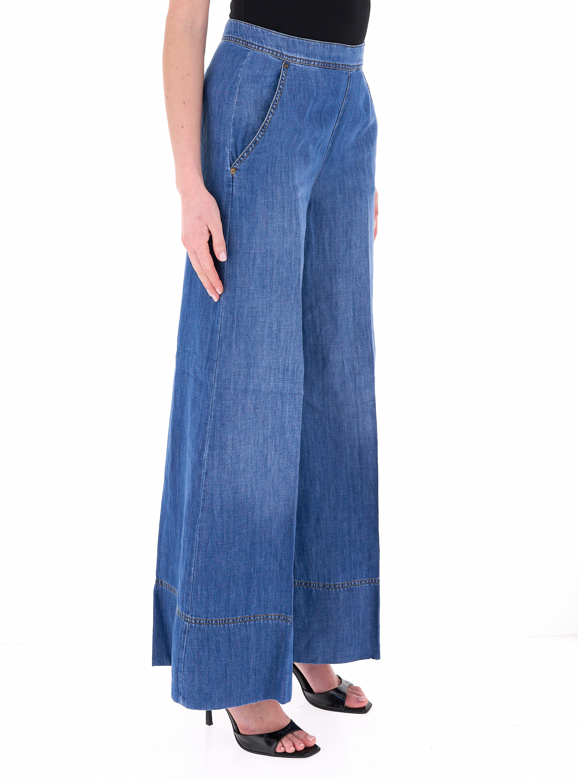 secondary product photo