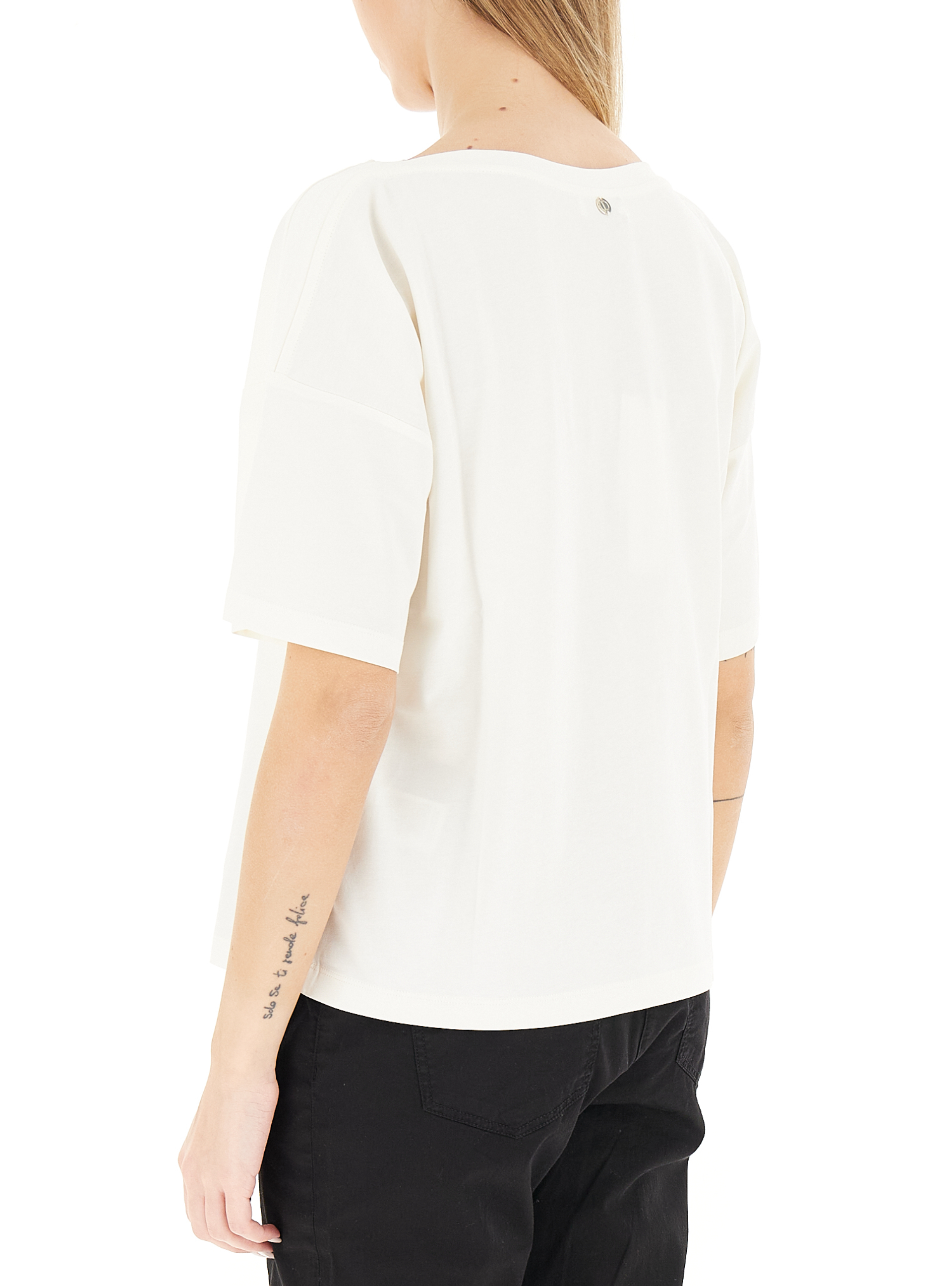 secondary product photo