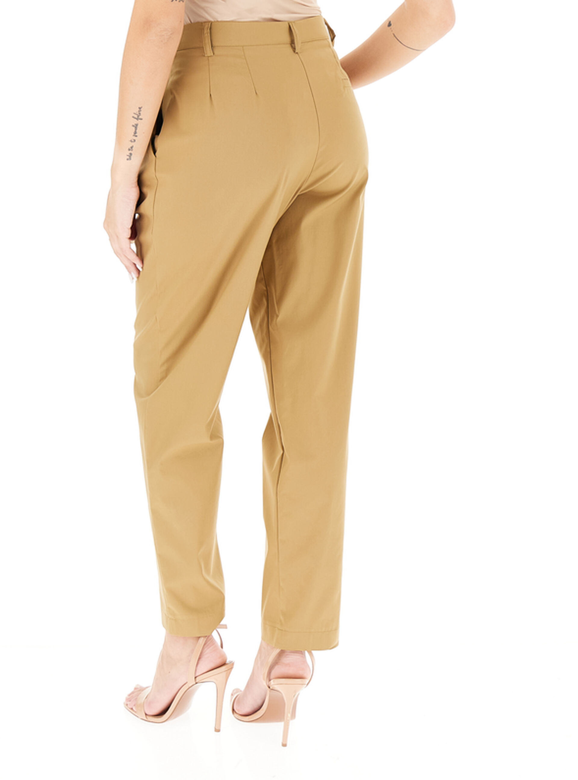 secondary product photo