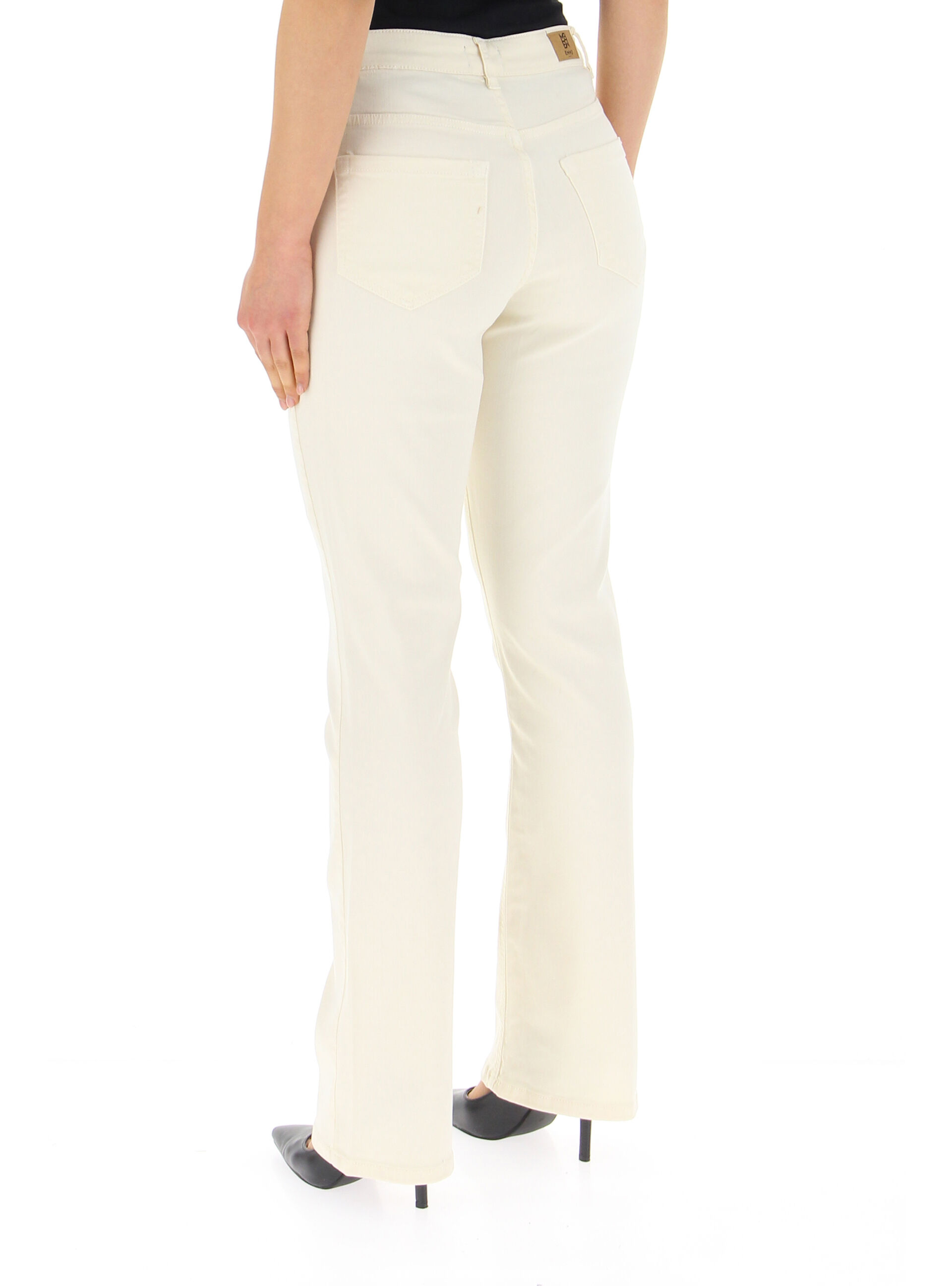 secondary product photo