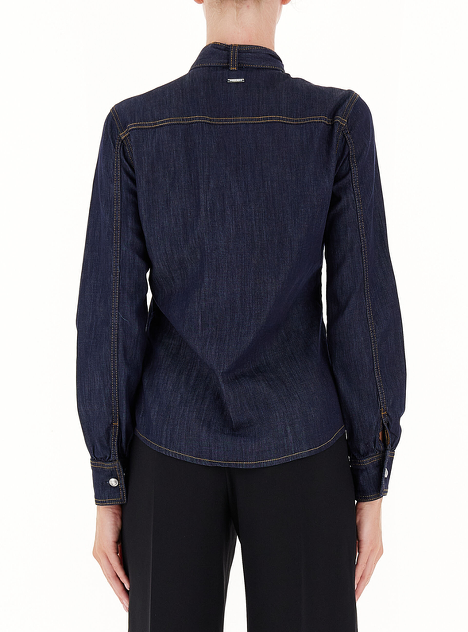 secondary product photo