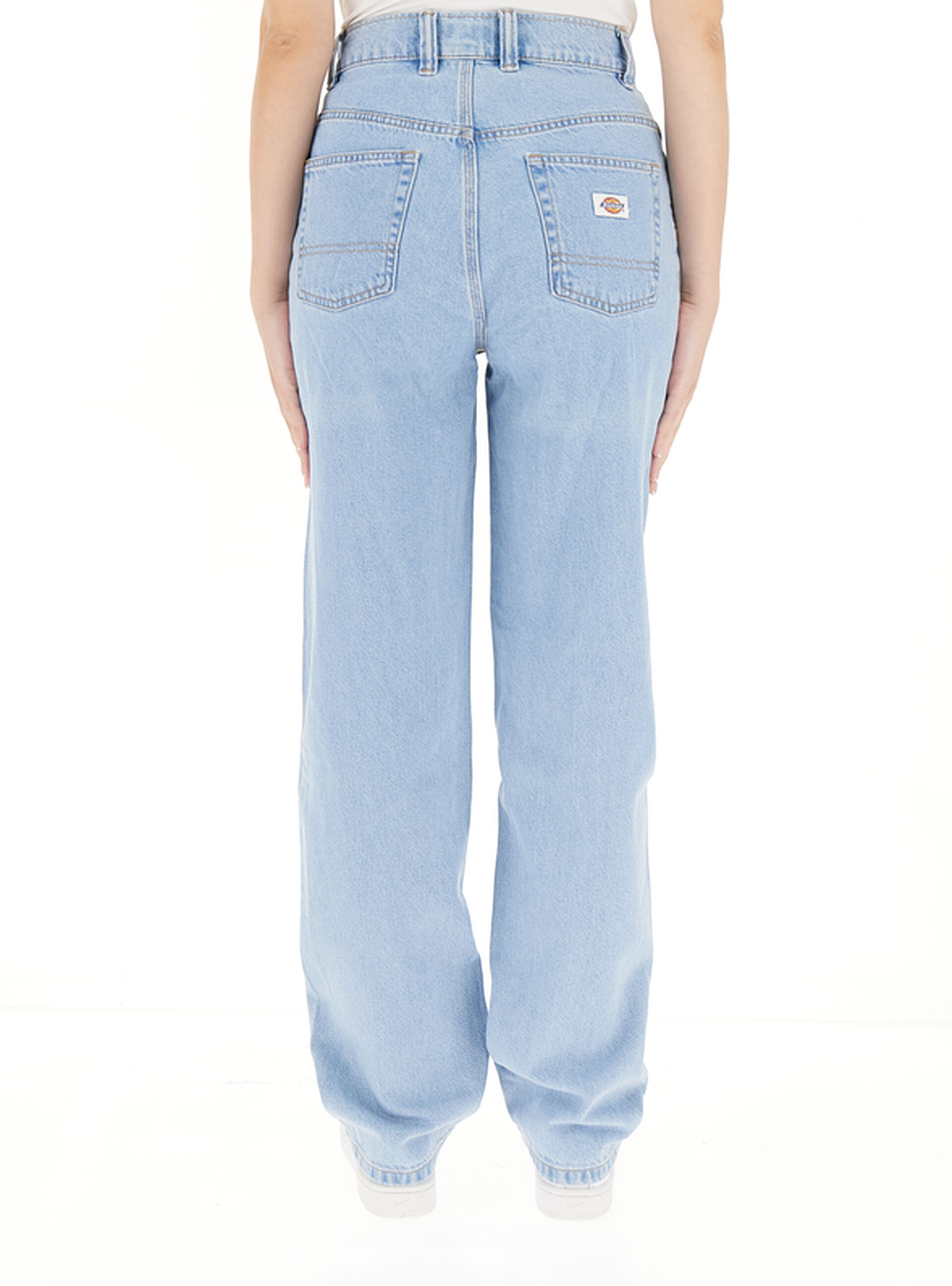 secondary product photo