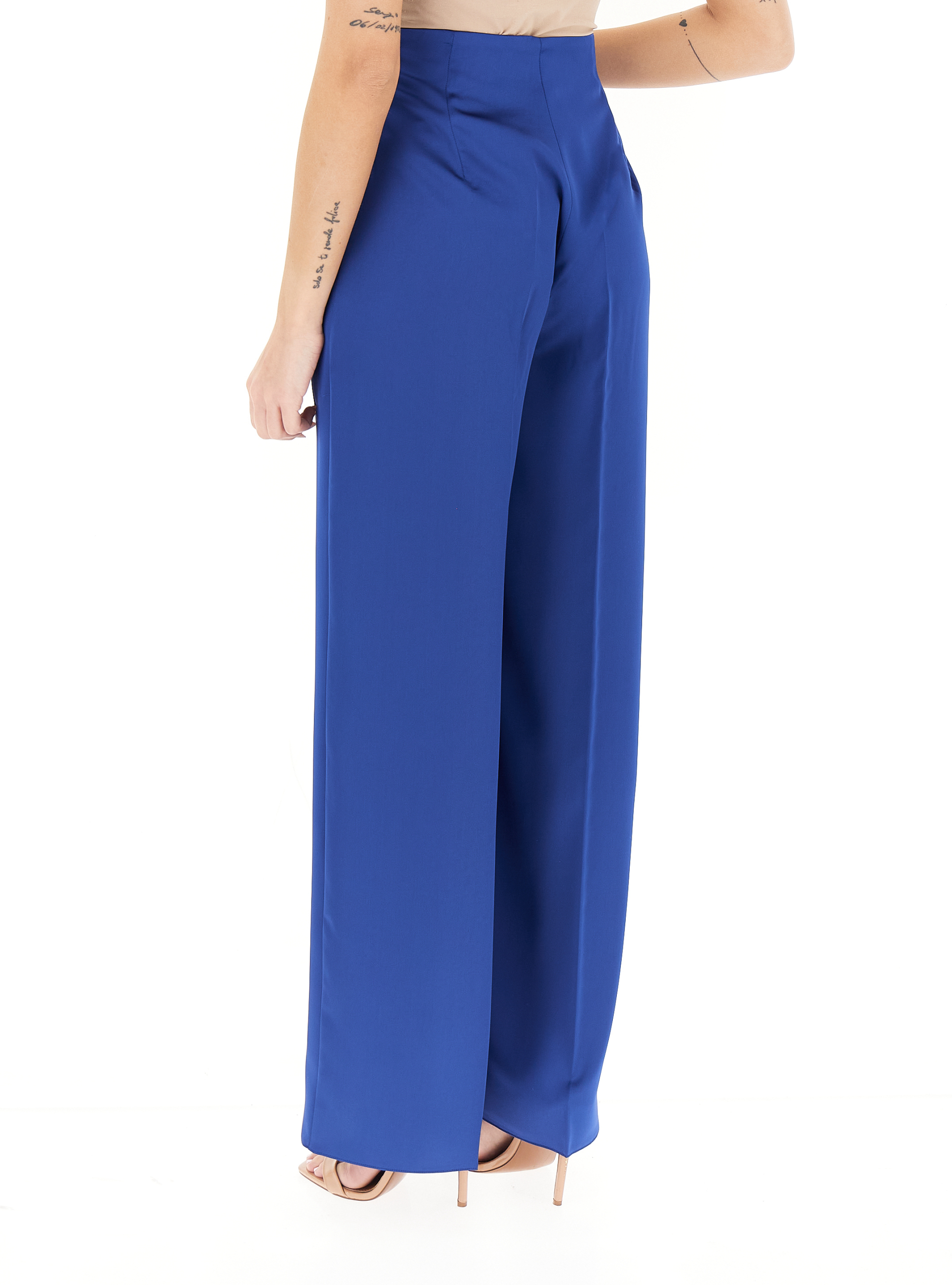 secondary product photo