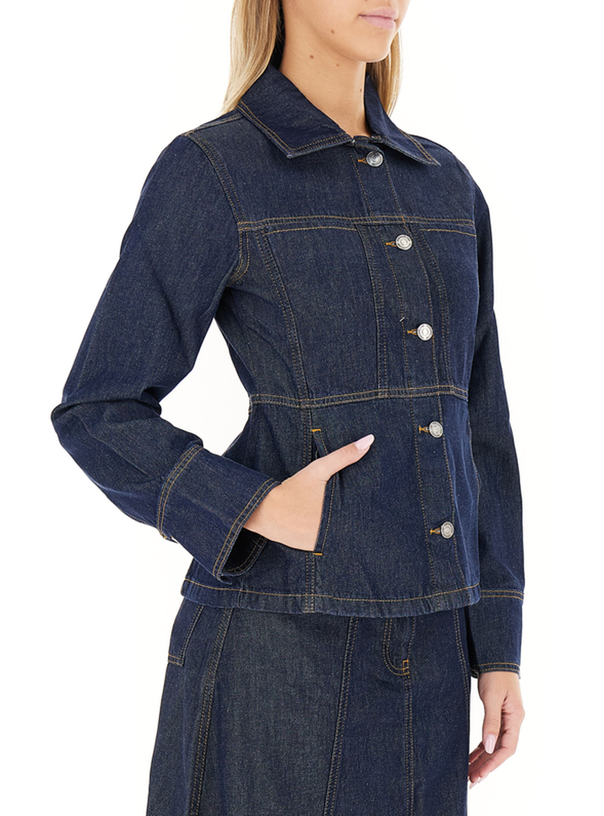 secondary product photo