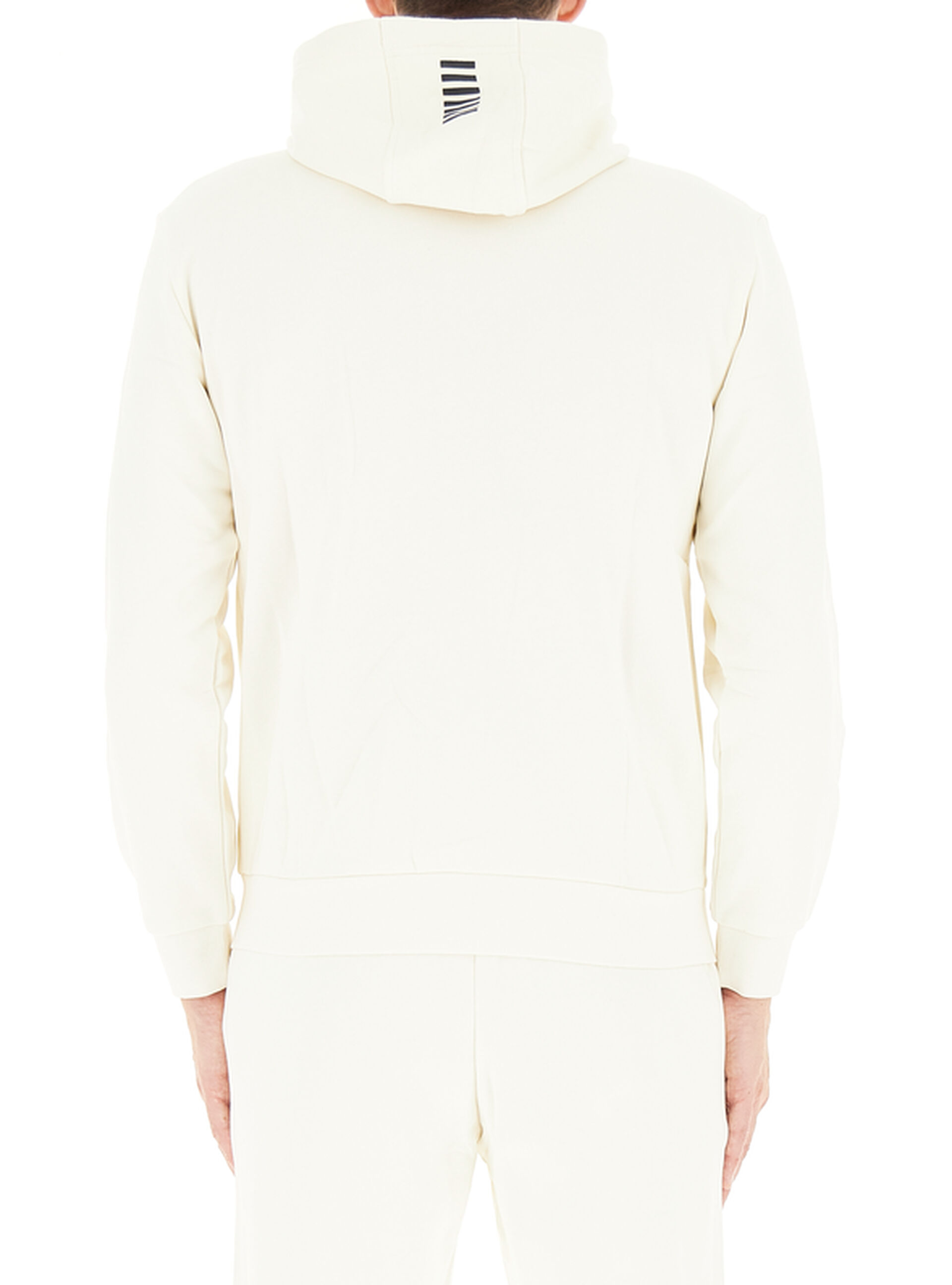 secondary product photo