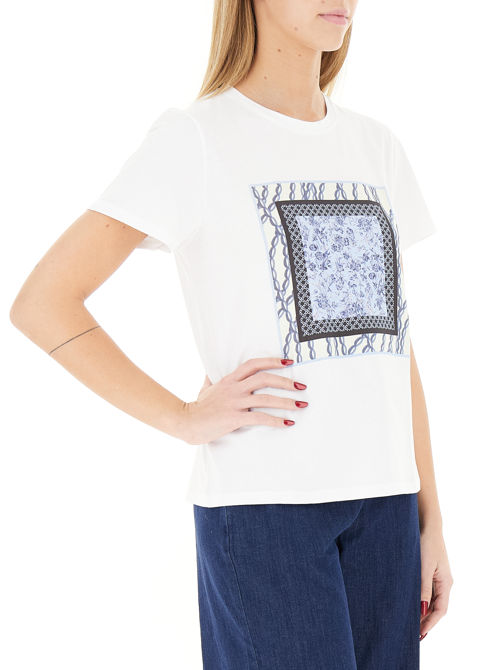 secondary product photo