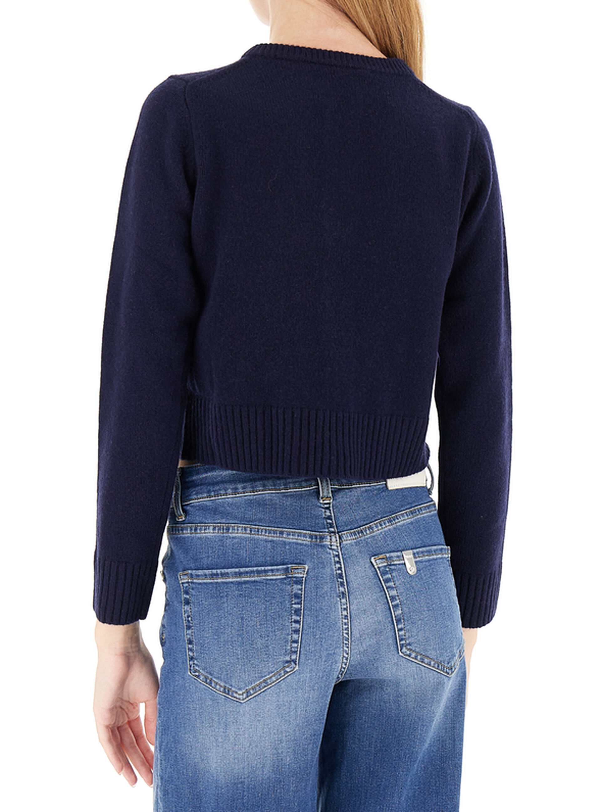 secondary product photo