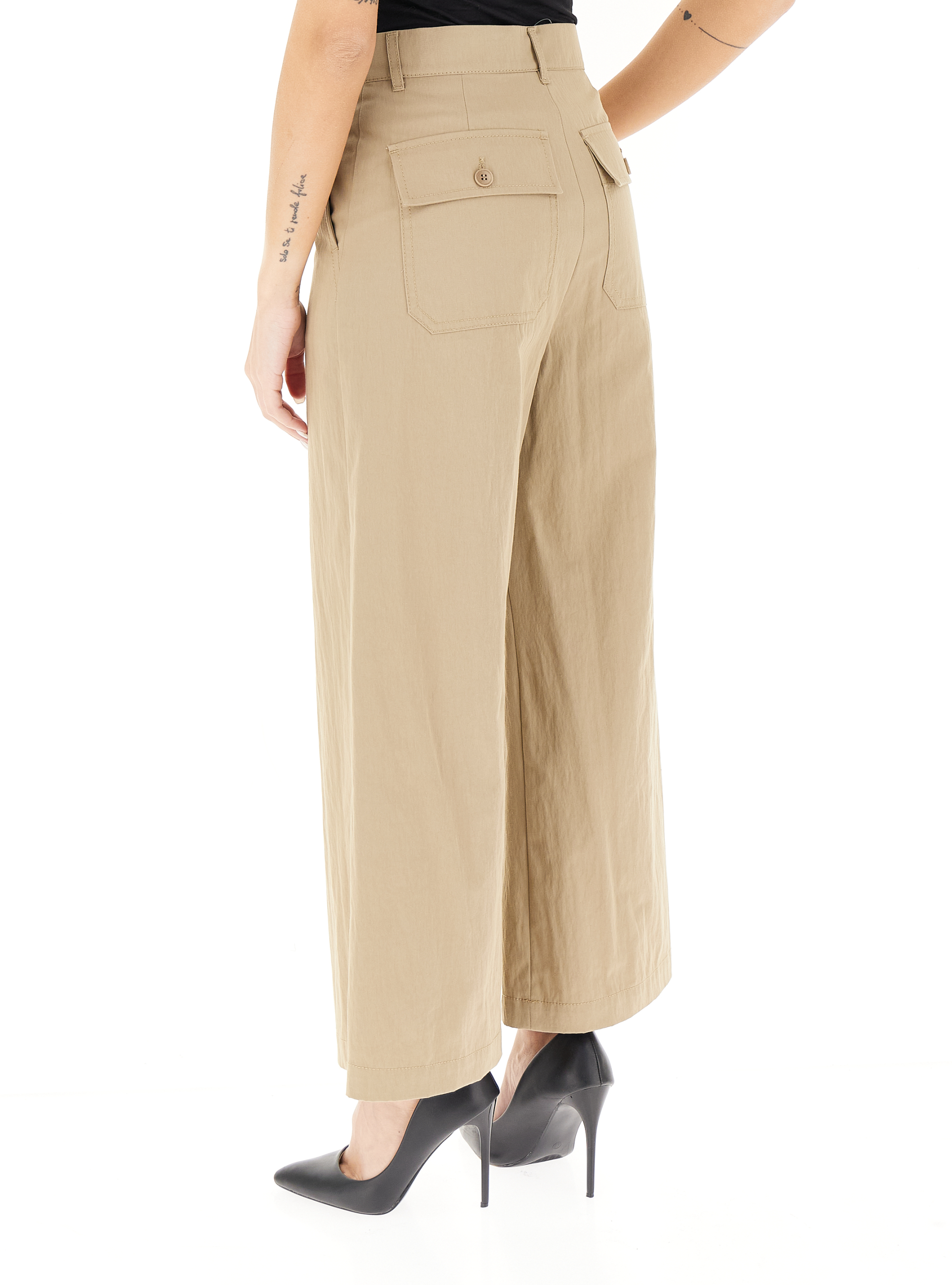 secondary product photo