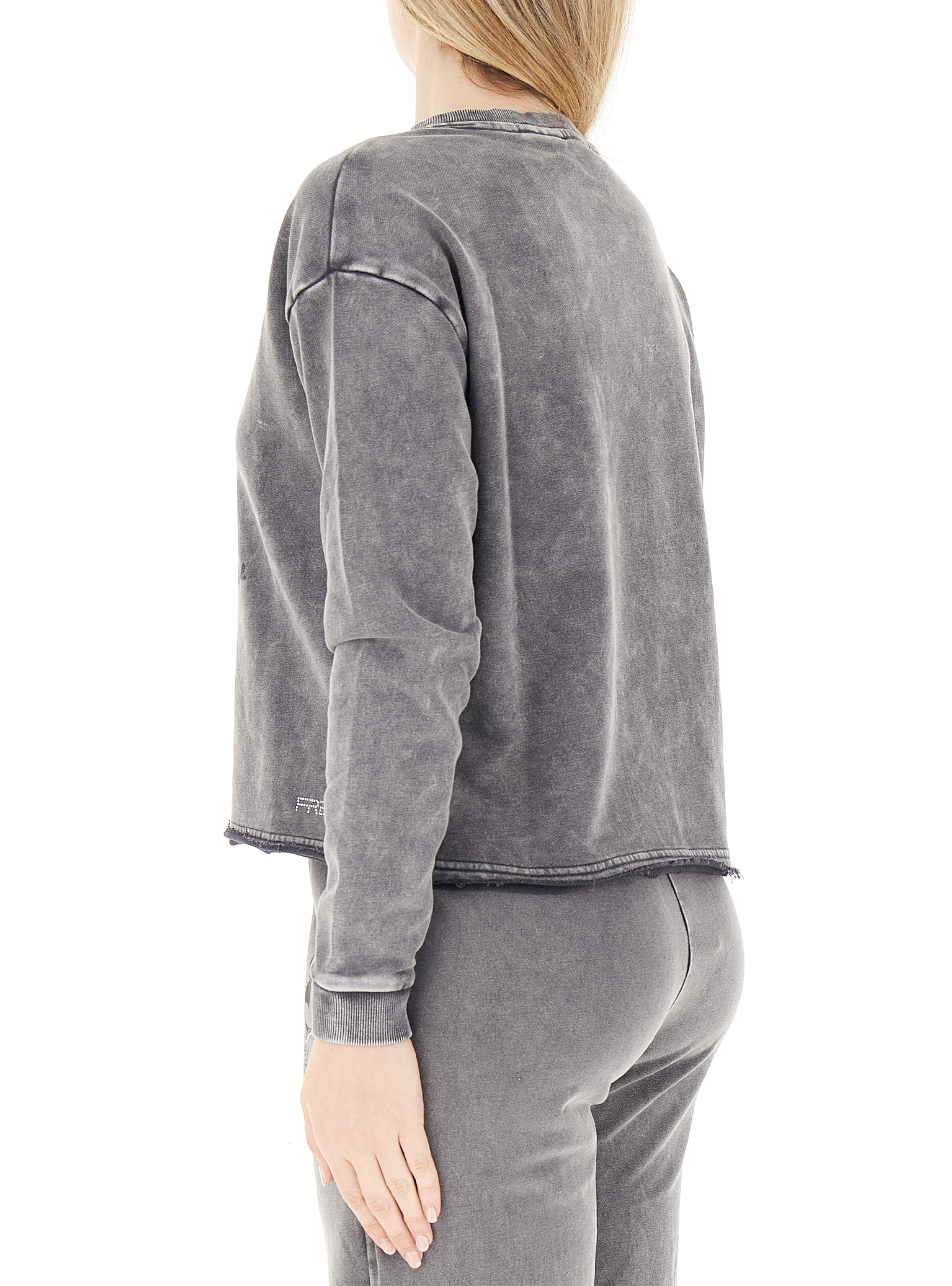 secondary product photo