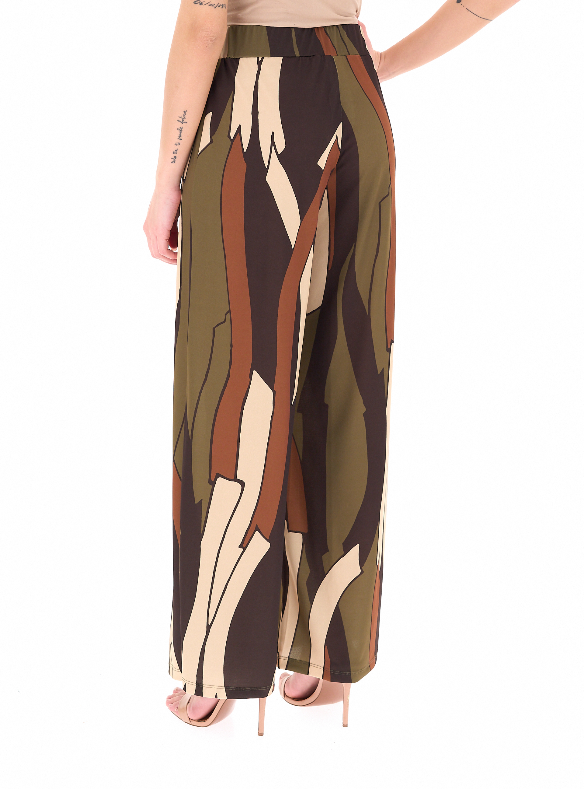 secondary product photo