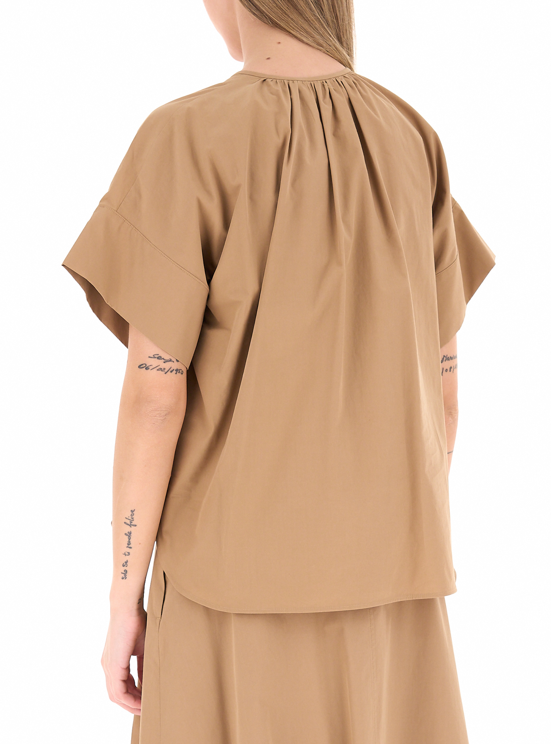 secondary product photo