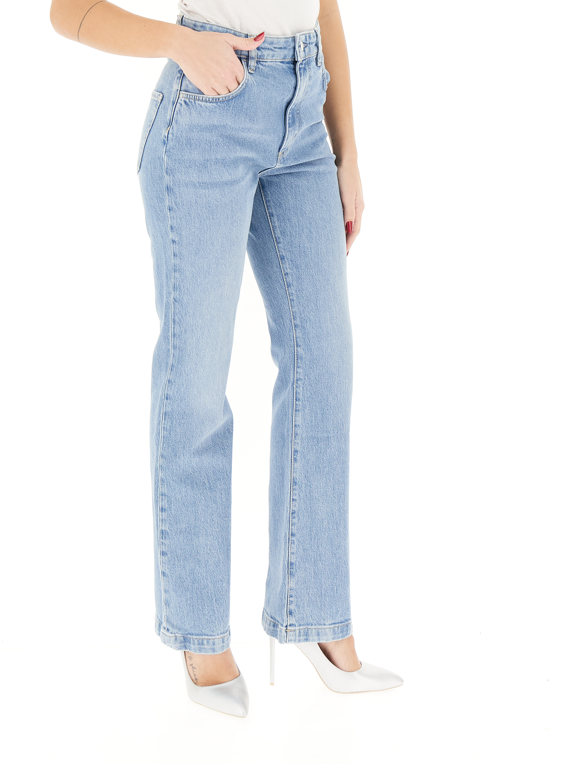 secondary product photo