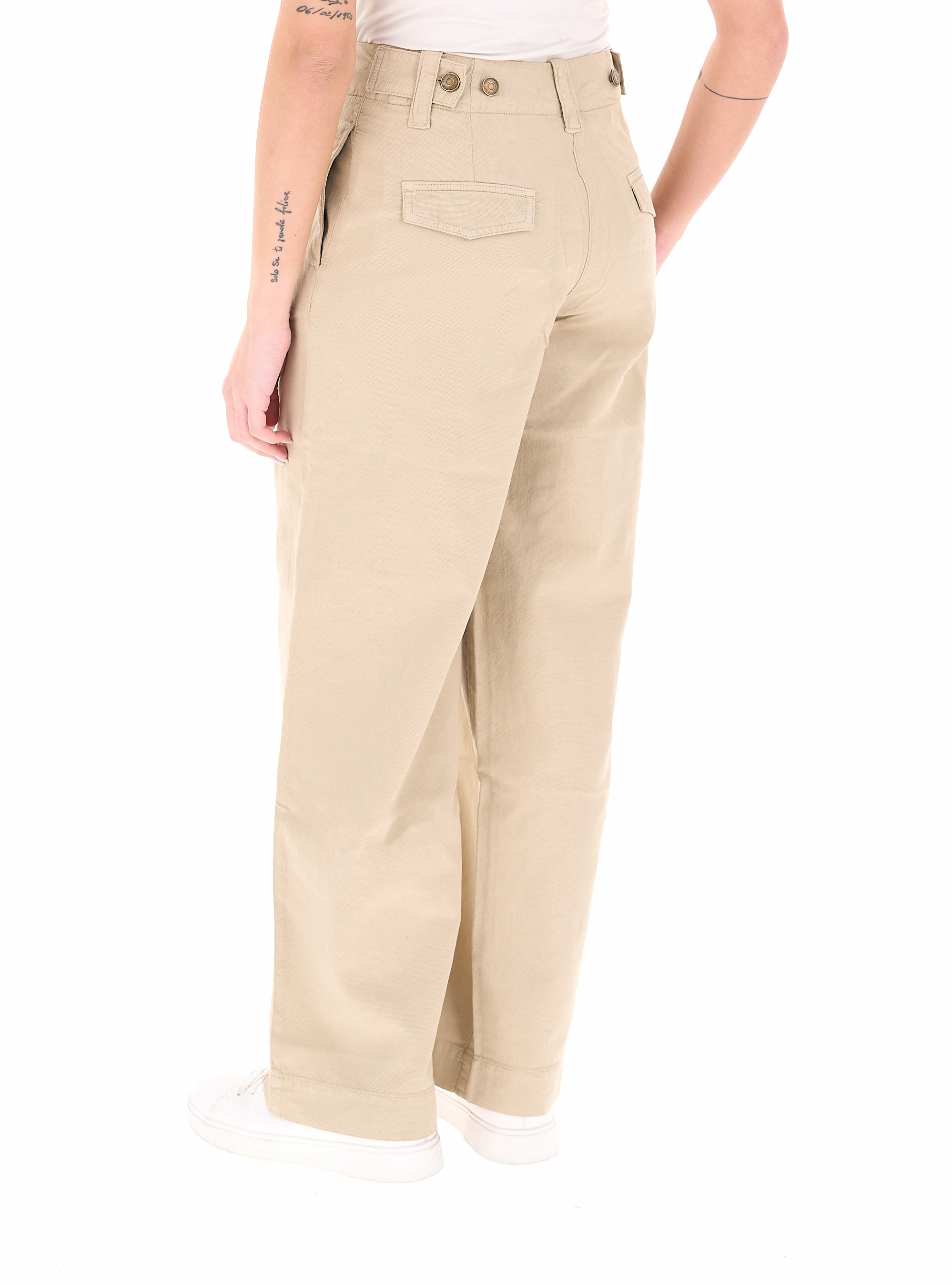 secondary product photo