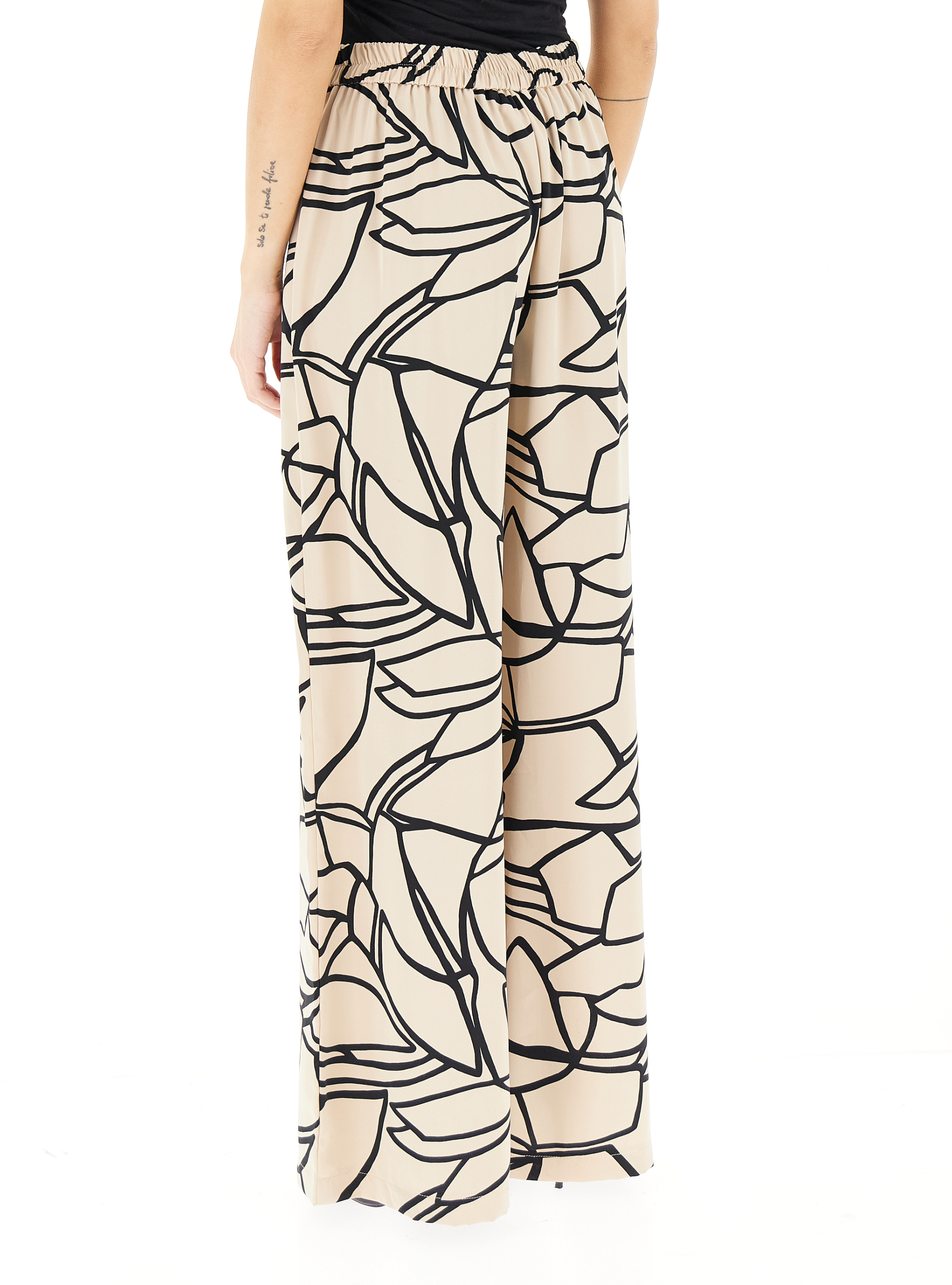 secondary product photo