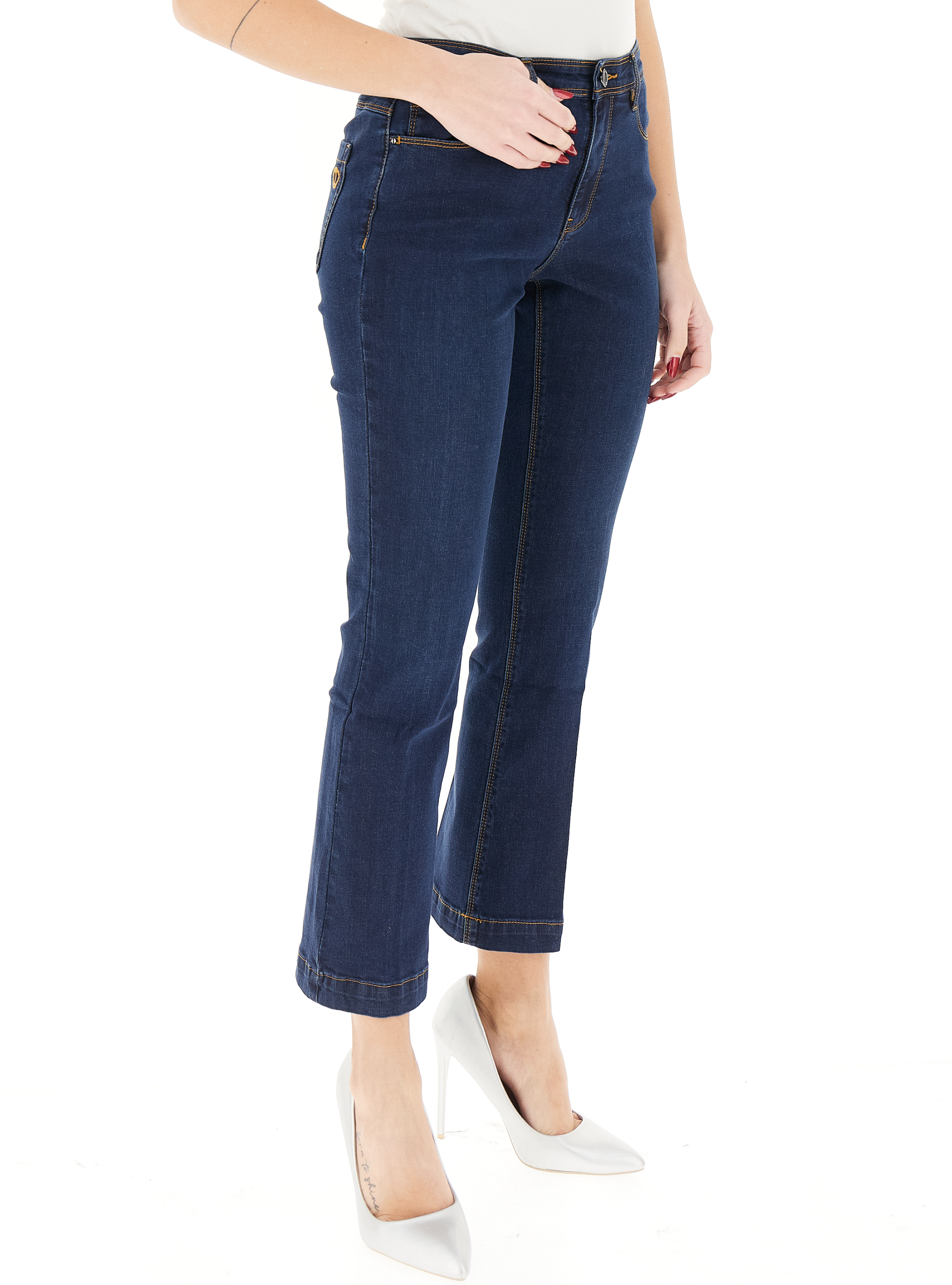 secondary product photo