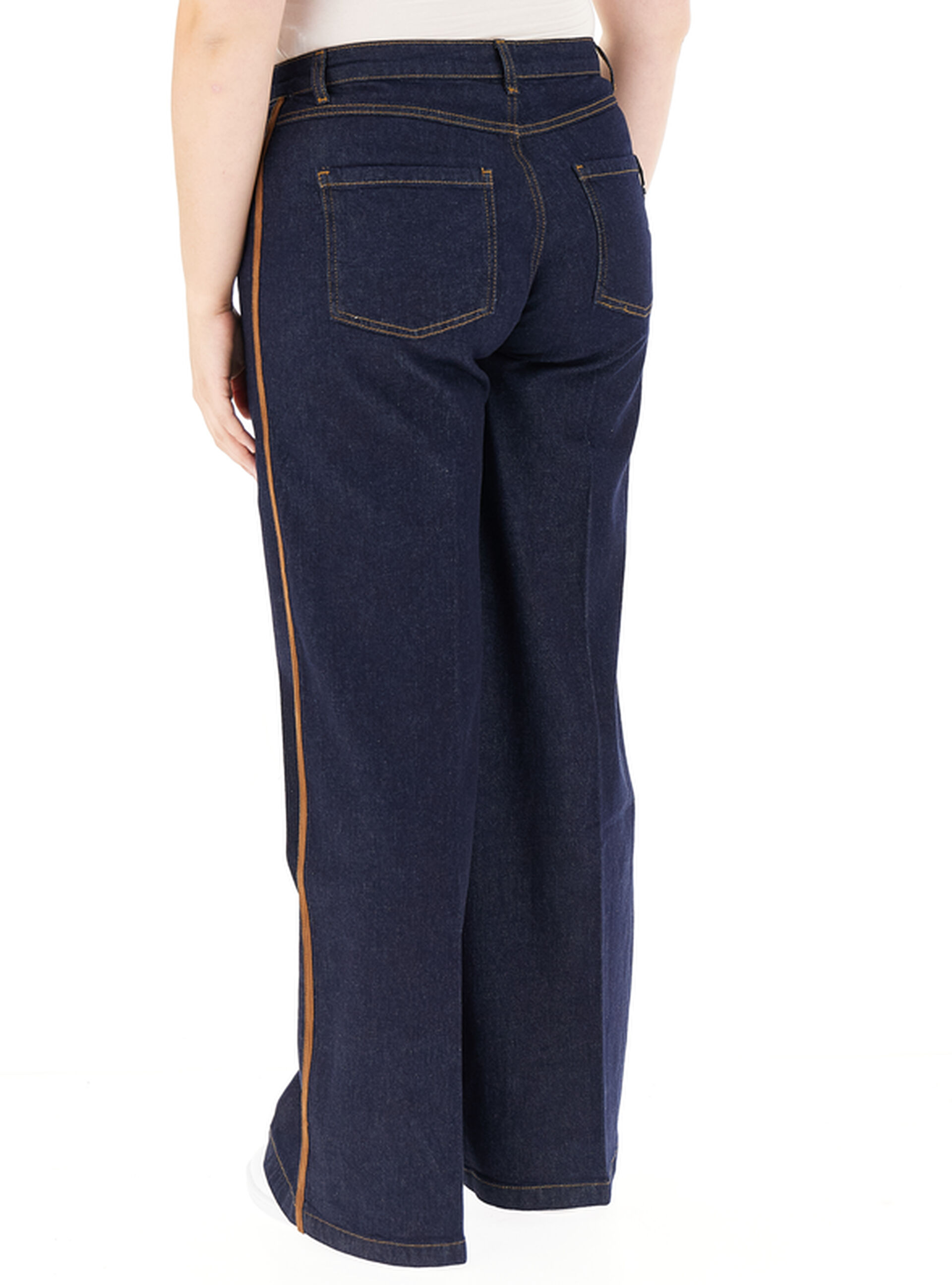 secondary product photo