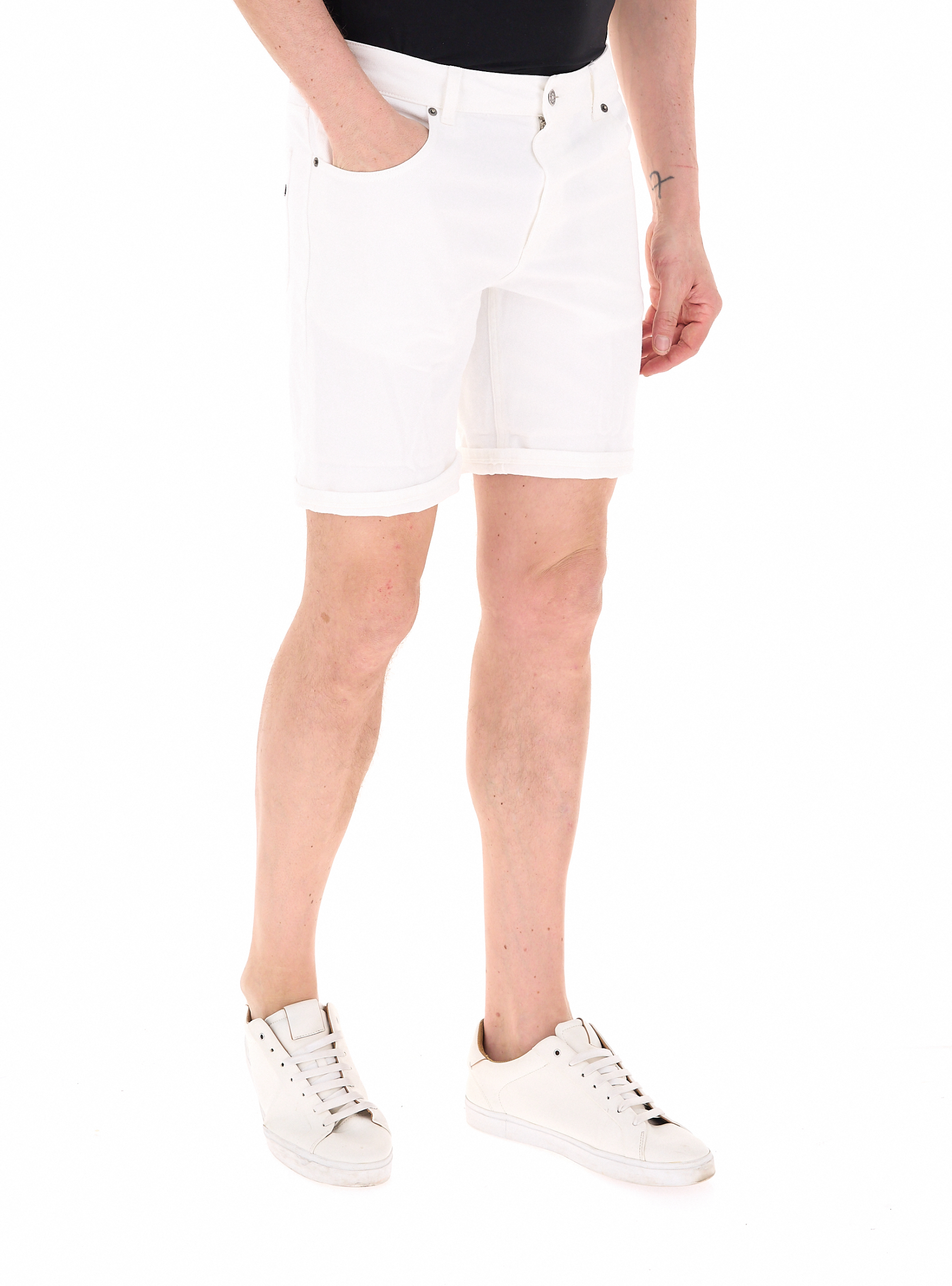 secondary product photo