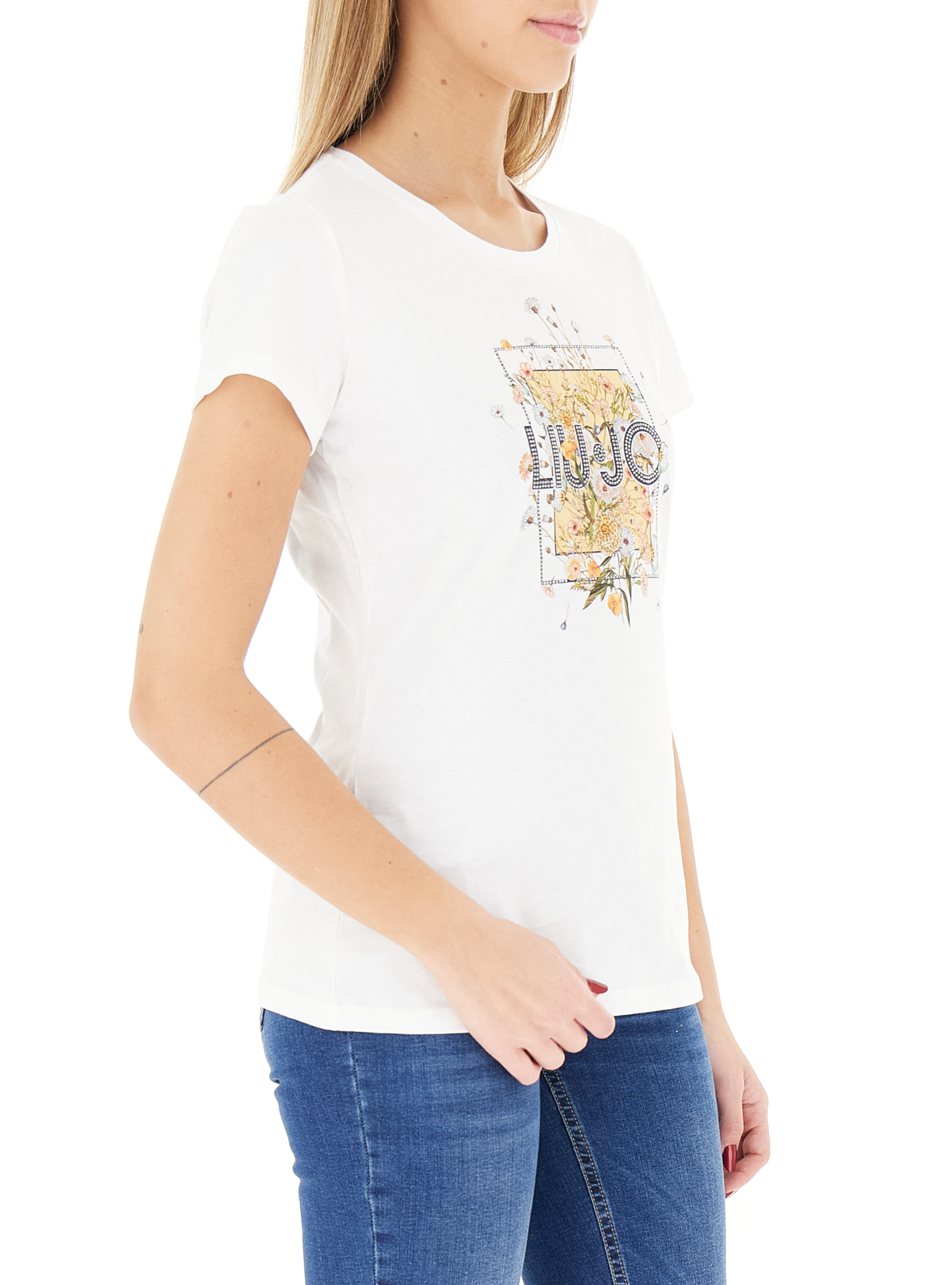 secondary product photo