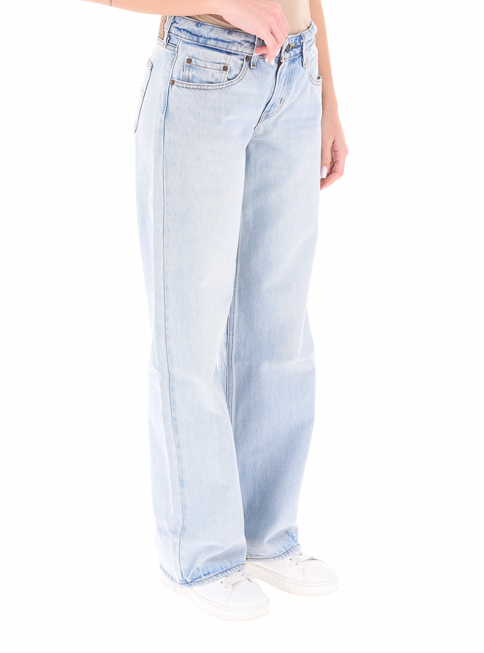 secondary product photo