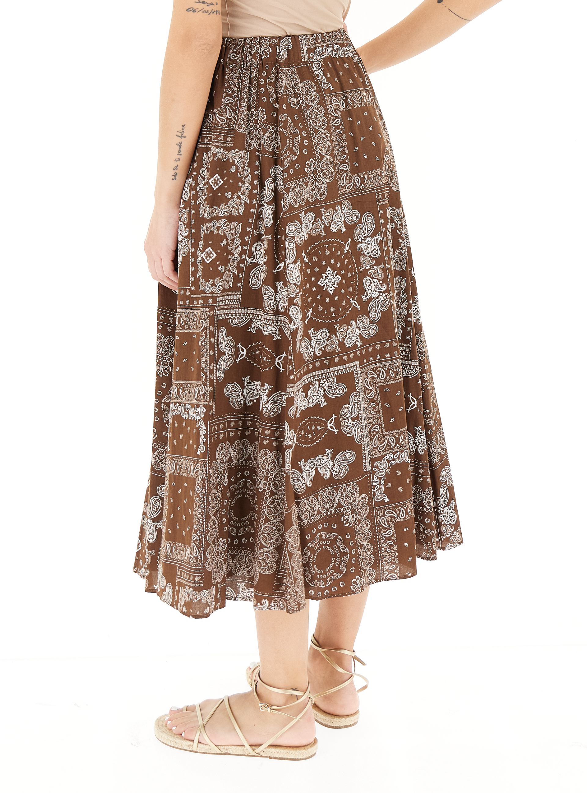 secondary product photo