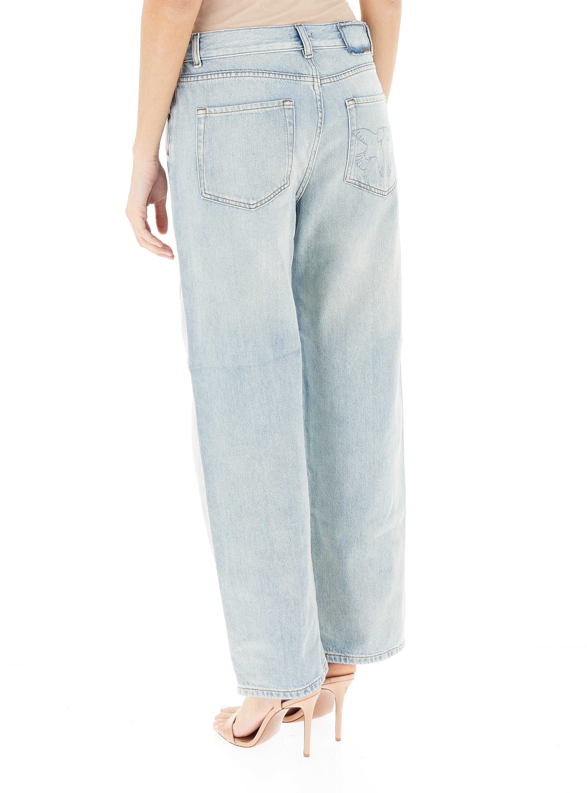 secondary product photo