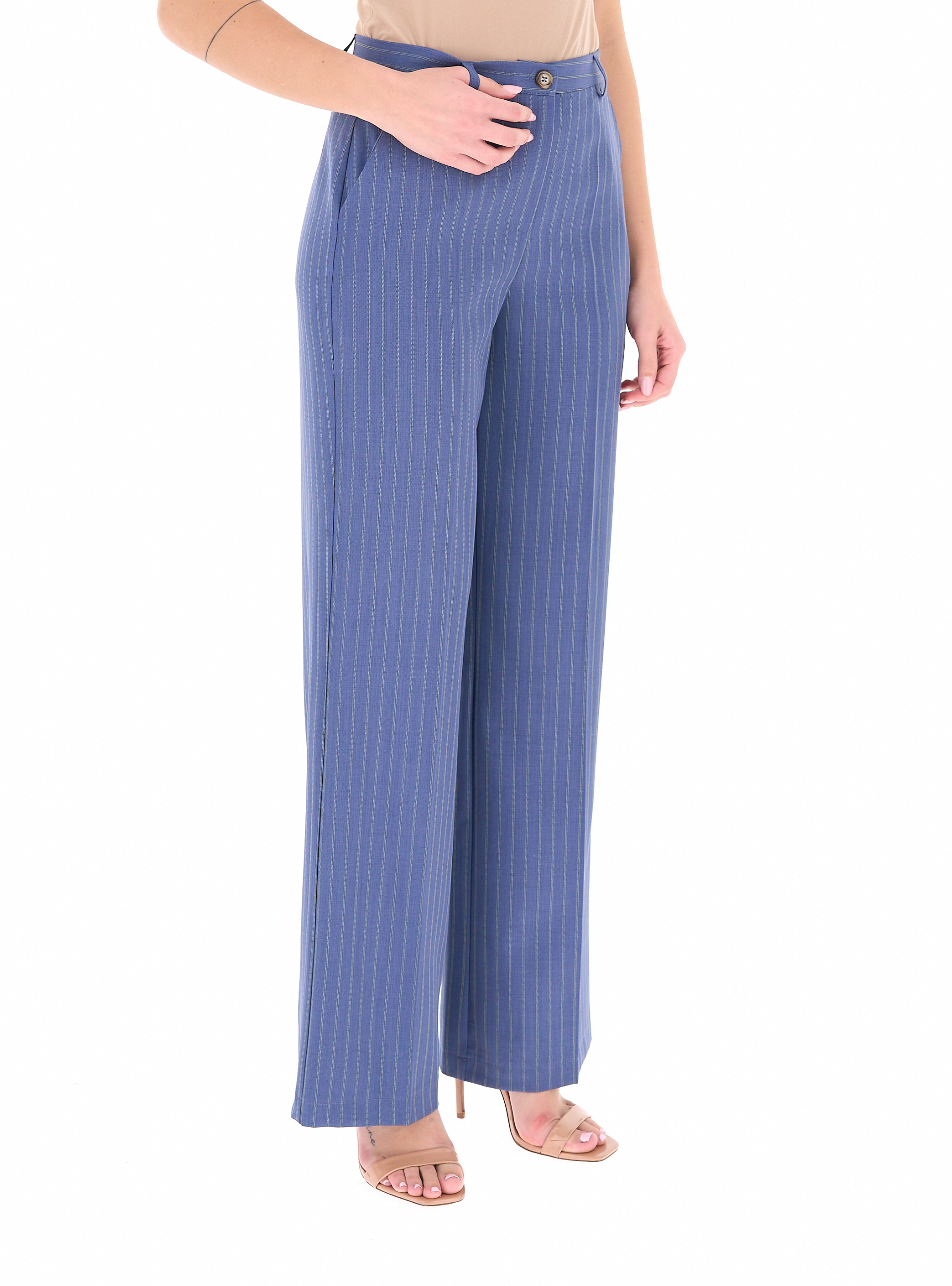 secondary product photo