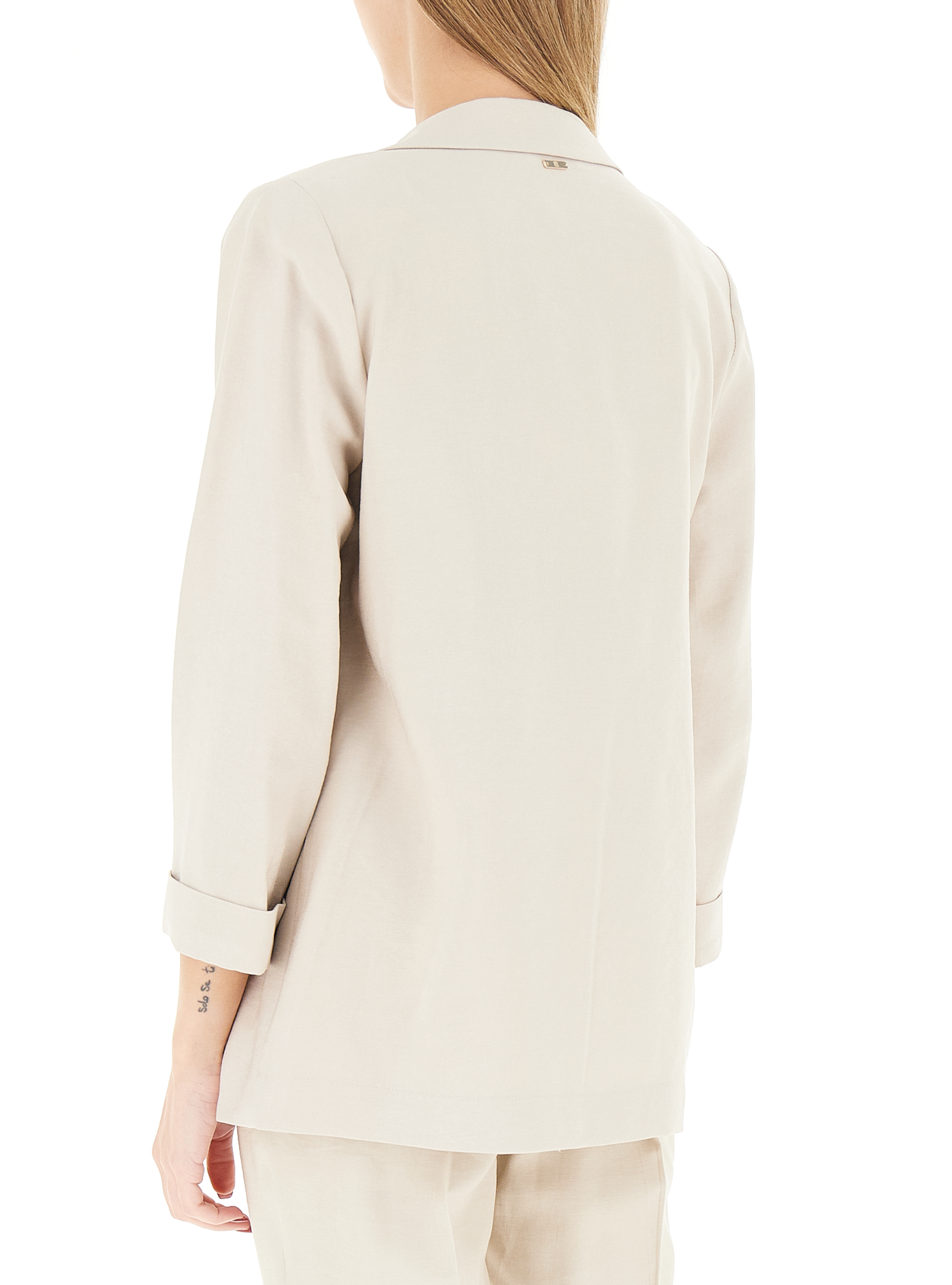 secondary product photo