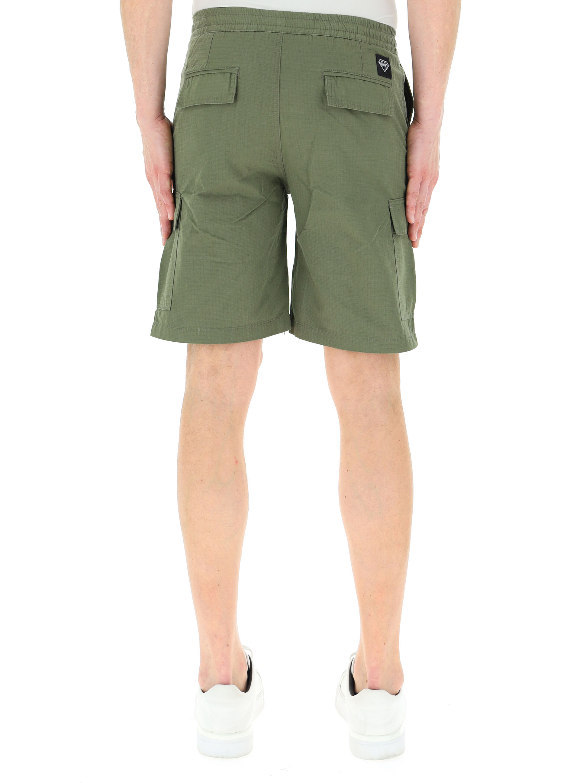 secondary product photo