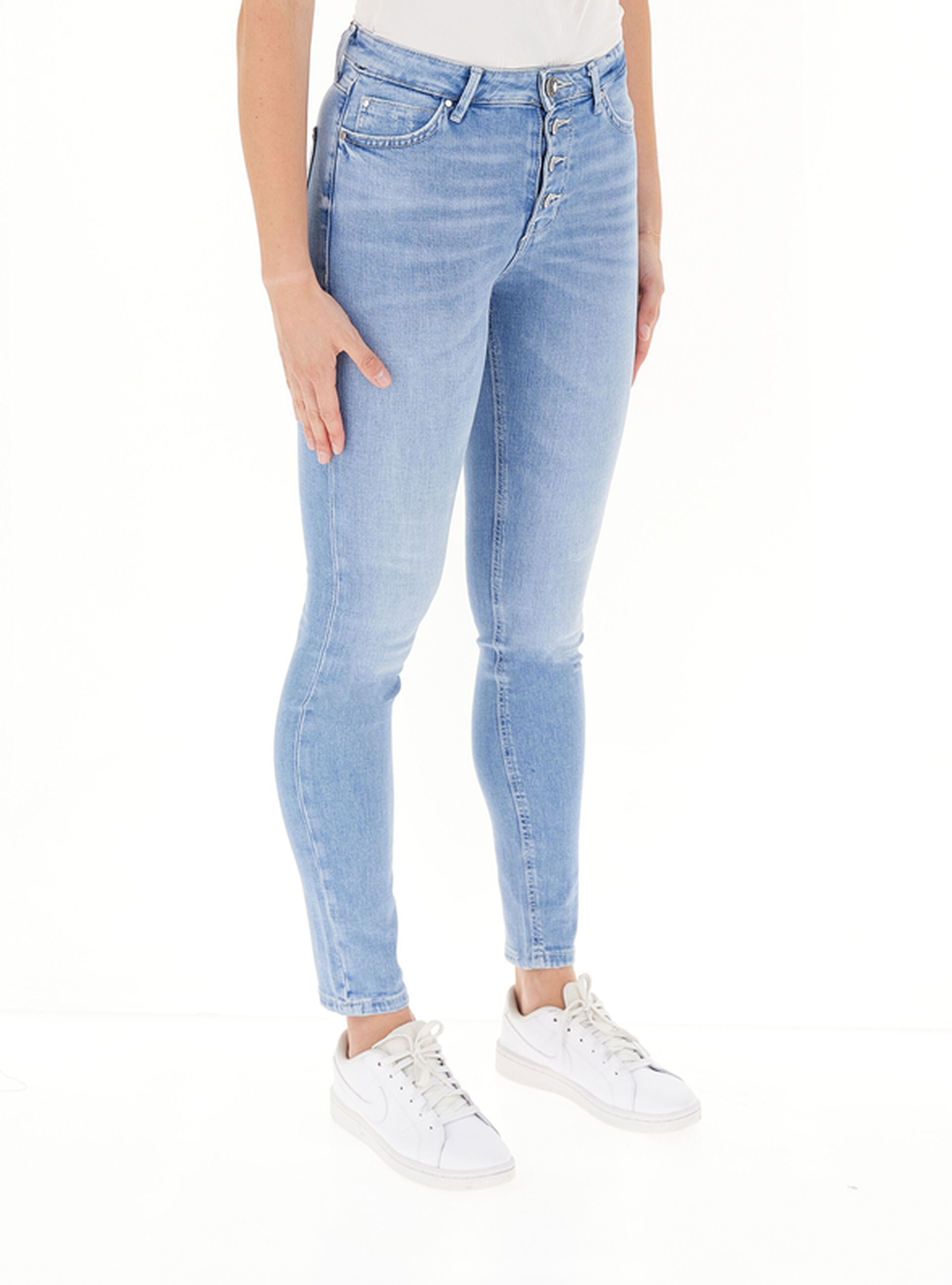 secondary product photo