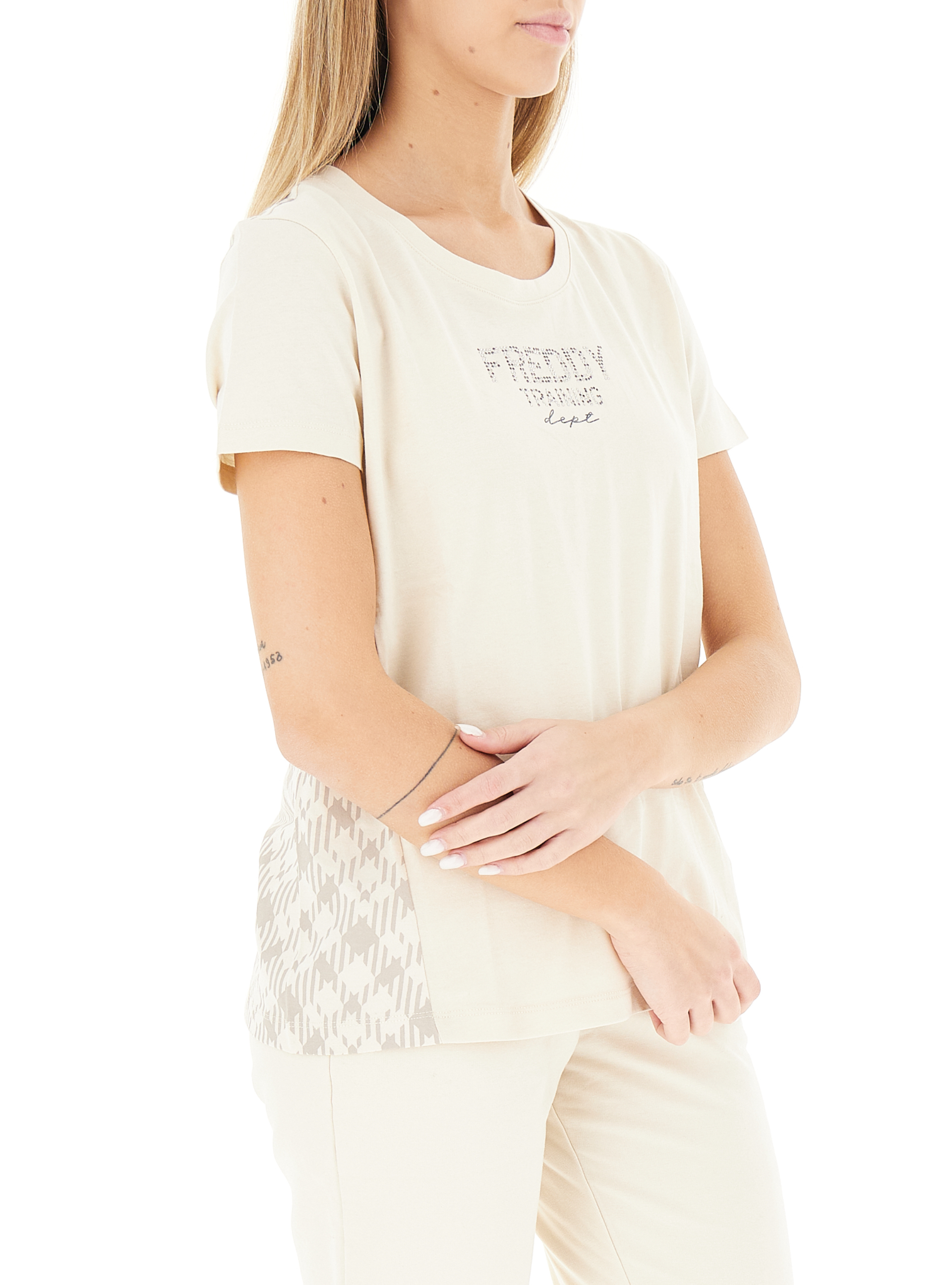 secondary product photo