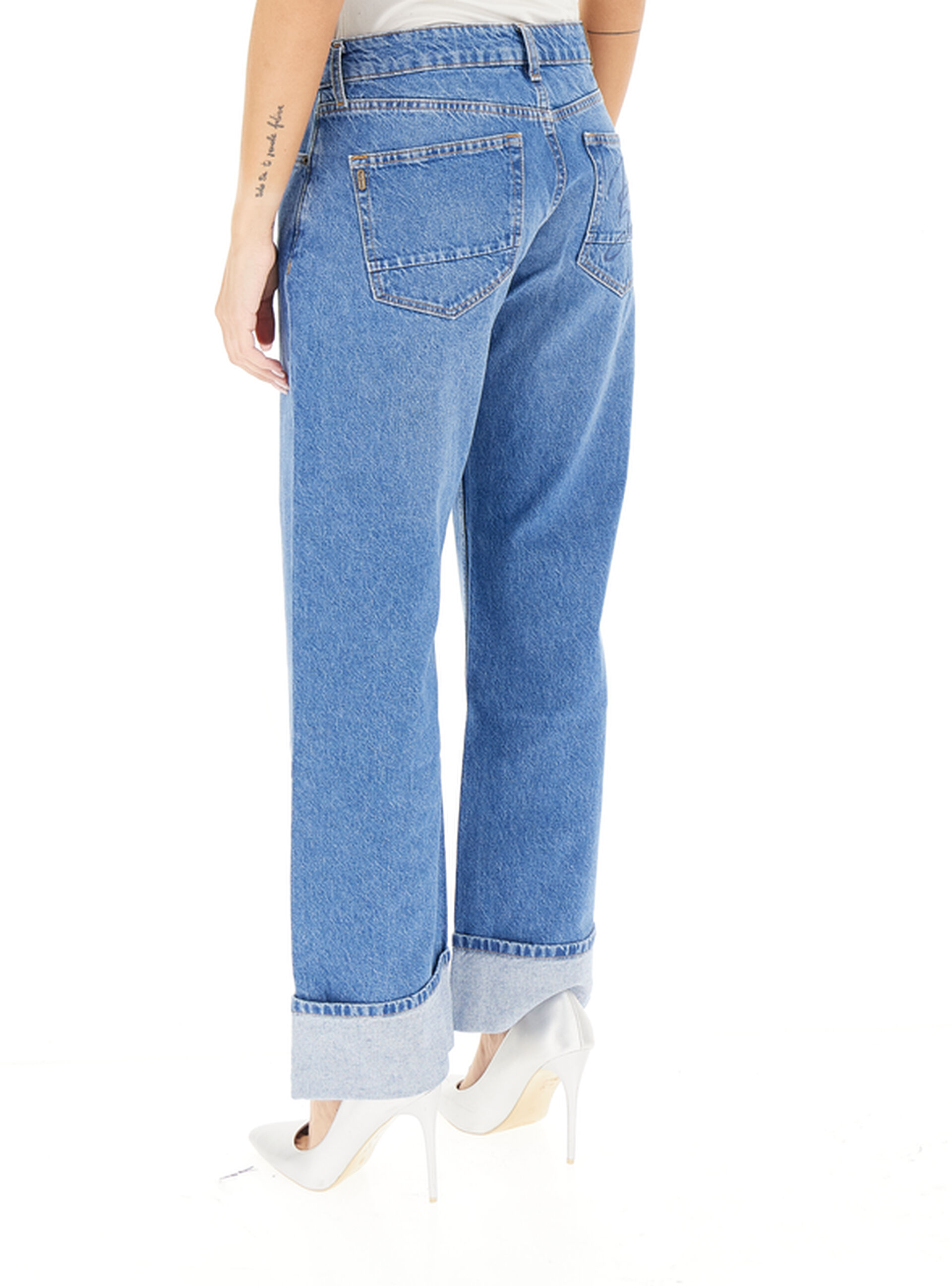 secondary product photo