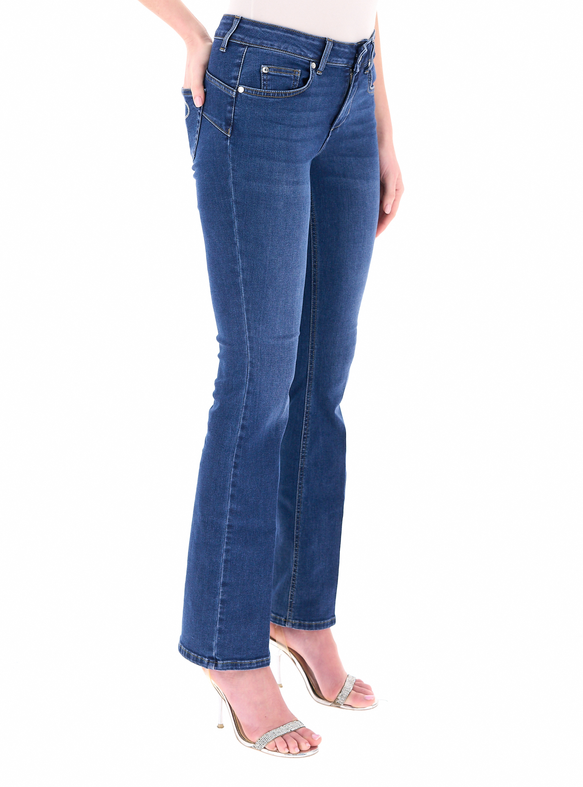 secondary product photo